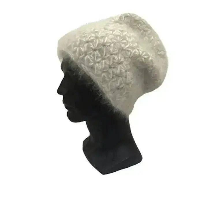 Japanese Brand Rare Design Japanese Brand Fleece Beanie Hat Size ONE SIZE - 1 Thumbnail