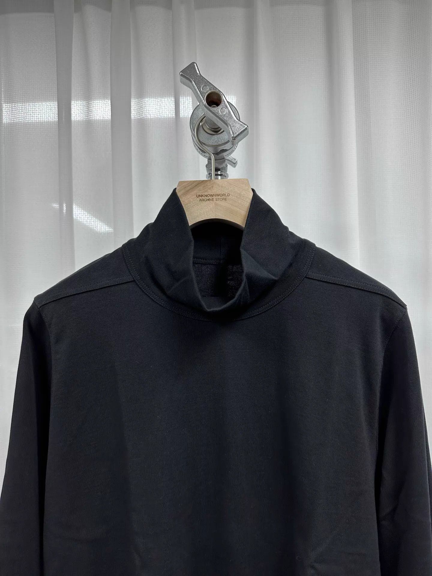 Rick Owens Rick Owens High Neck Long Sleeve Thick T-Shirt Size M Size US M / EU 48-50 / 2 - 2 Thumbnail