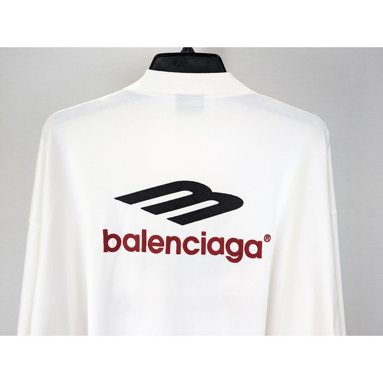 Balenciaga o1rshd1 Q:2 / Oversize Long Sleeve T-Shirt in White Size US XL / EU 56 / 4 - 9 Thumbnail
