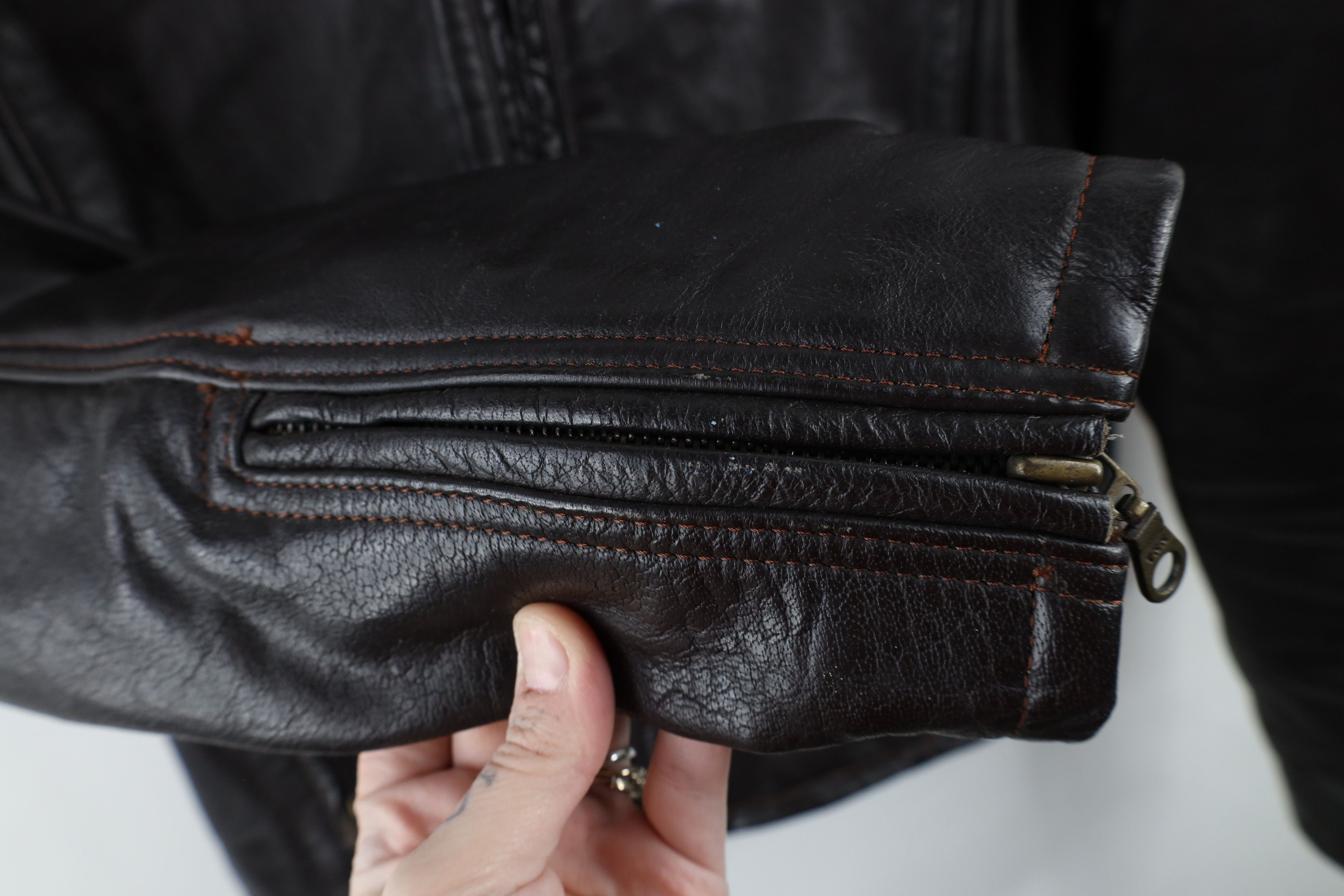 Vintage Vintage 90s Streetwear Italian Leather Racer Jacket Brown Size US L / EU 52-54 / 3 - 7 Thumbnail