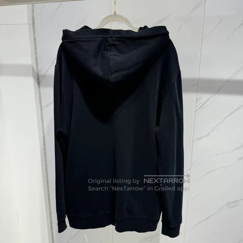 Givenchy Givenchy Dissolving Letter Short Hoodie Size XS High Waist Size US S / EU 44-46 / 1 - 2 Thumbnail