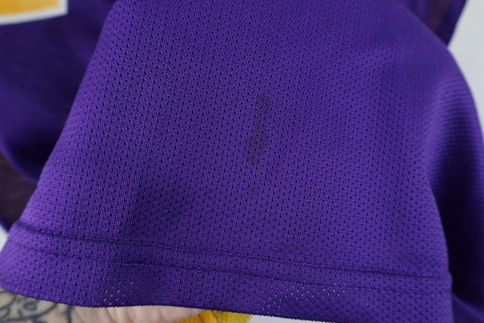 Champion Vintage 90s Champion Los Angeles Lakers Basketball Jersey #8 Size US XXL / EU 58 / 5 - 7 Thumbnail