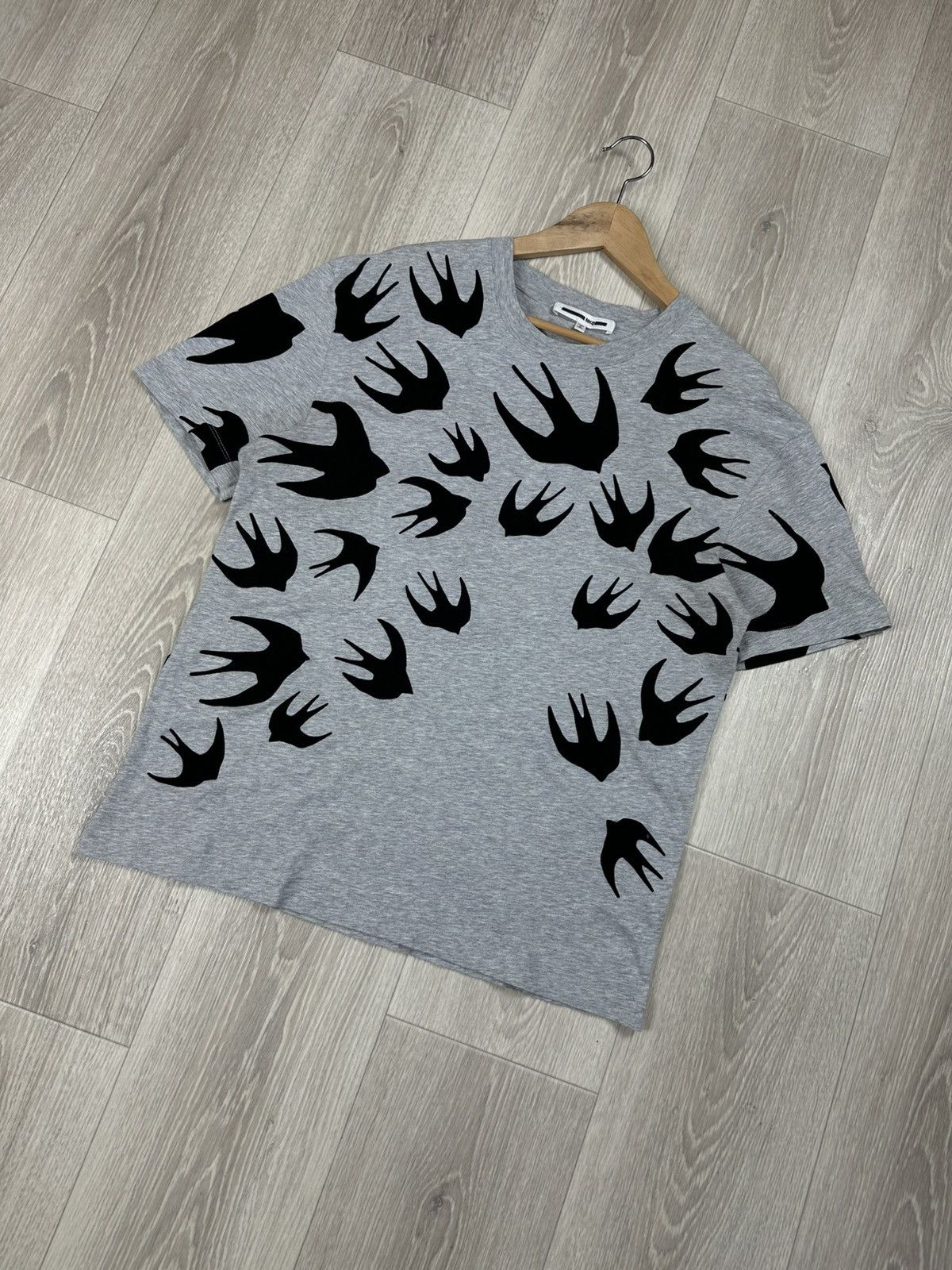 Alexander McQueen Alexander McQueen Bird Graphic T-Shirt Size M Size US M / EU 48-50 / 2 - 3 Thumbnail