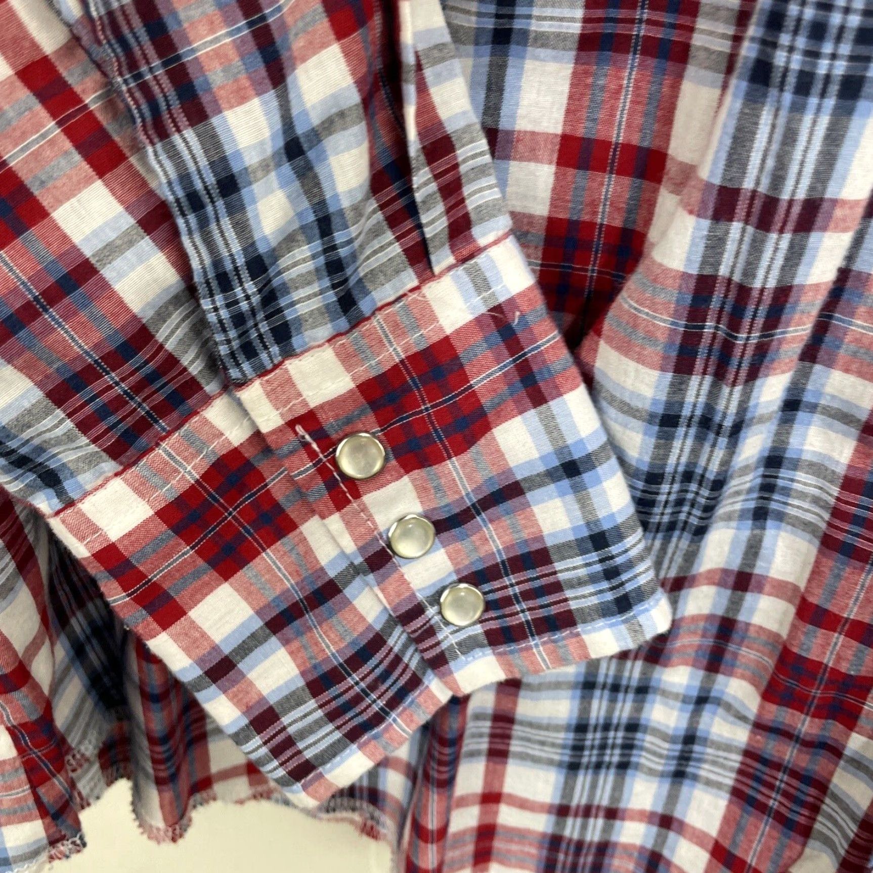 Wrangler Wrangler Shirt 2XL Red Blue White Plaid Western Rodeo Pearl Snap Button Cowboy Shirt Mens 2XL Red Plaid Western Wear Wrangler Size US XXL / EU 58 / 5 - 7 Thumbnail