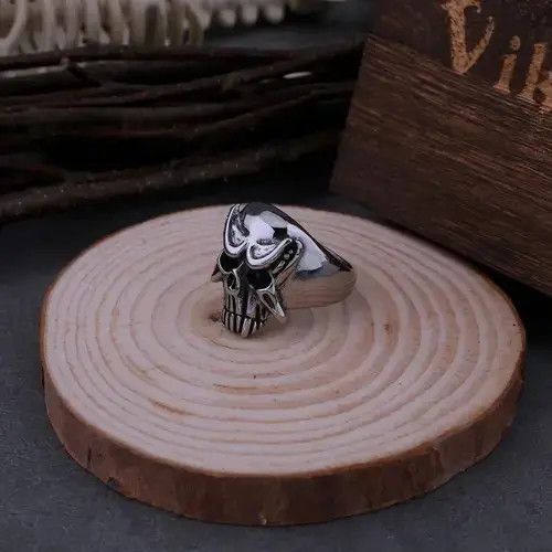 VIBE Samurai Skull Ring Ring Size 8 9 10 11 12 Size ONE SIZE - 3 Thumbnail