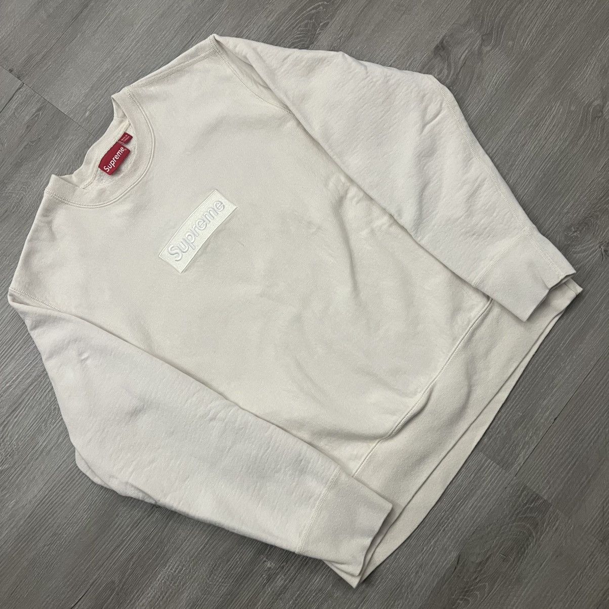 Supreme Supreme Box Logo Crewneck Natural FW18 Size US M / EU 48-50 / 2 - 1 Thumbnail