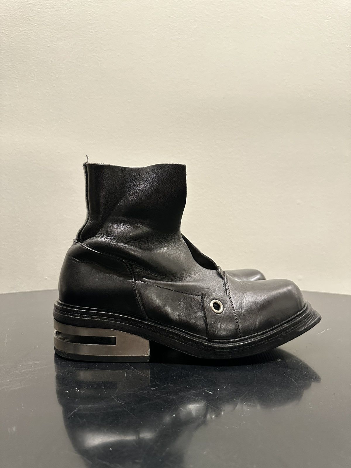 Dirk Bikkembergs Dirk Bikkembergs Black Bungee Cord Metal Heel Leather boots Size US 9 / EU 42 - 4 Thumbnail