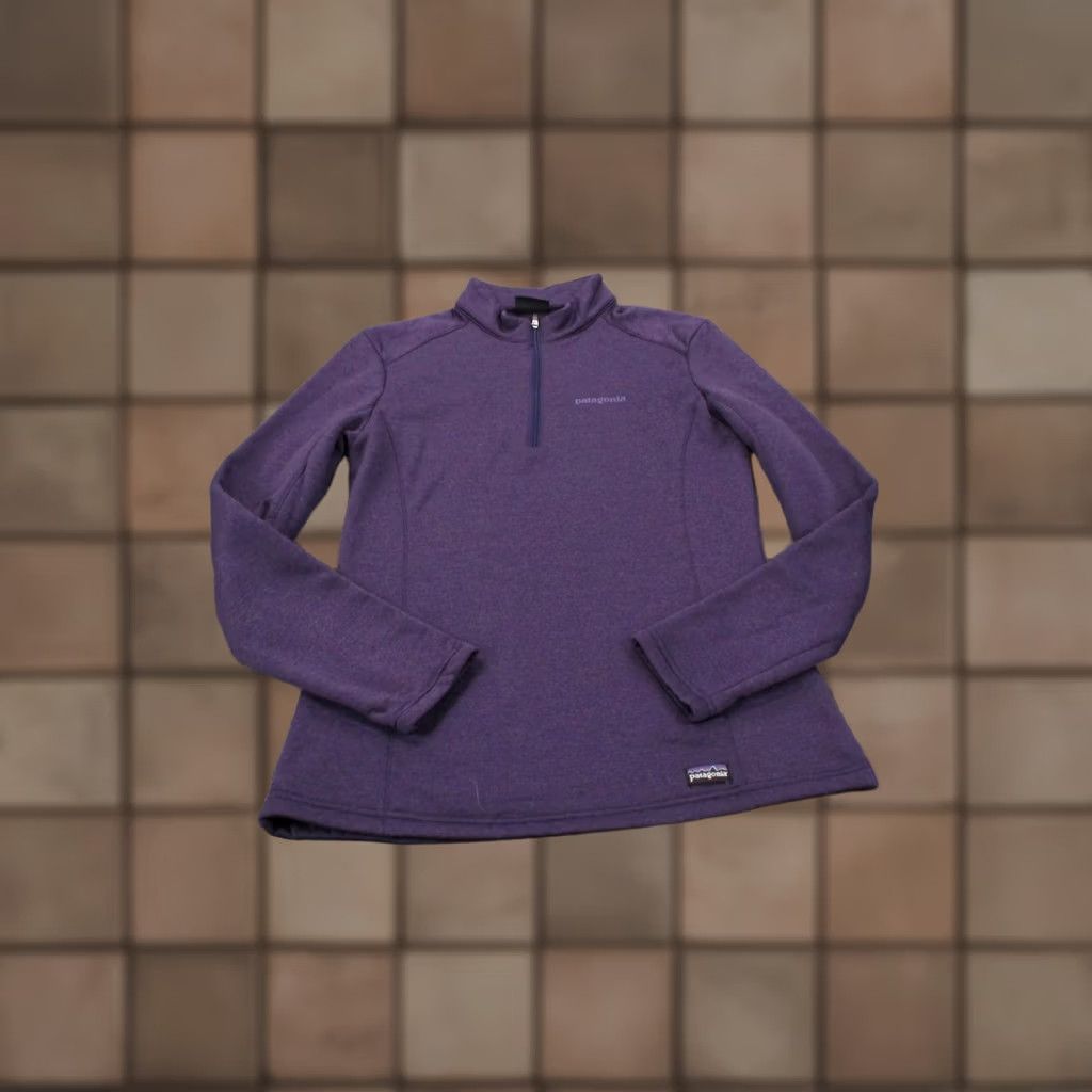 Patagonia Patagonia Jacket Womens M Purple Windbreaker Outdoor Outdoor Camping Hiking Pockets Zipped Pockets Logo 1990s Size M / US 6-8 / IT 42-44 - 1 Thumbnail