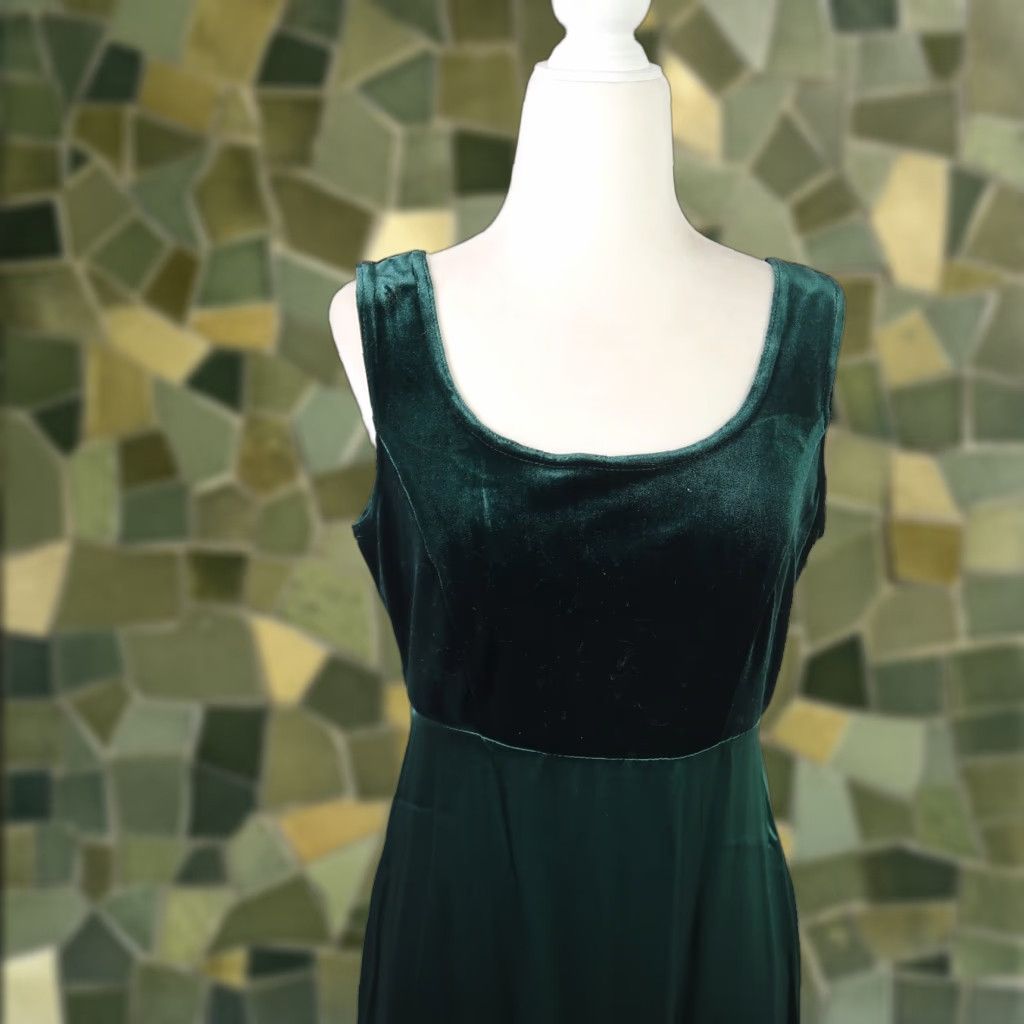 Velvet VINTAGE 90s Surplus Raw Vintage Emerald Green Velvet Satin Maxi Evening Gown Dress 6 Eveningwear Womens Size M / US 6-8 / IT 42-44 - 1 Thumbnail