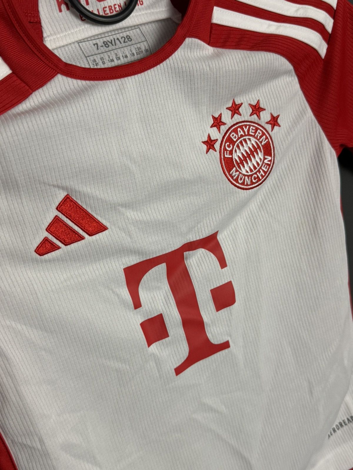 Adidas KIDS New Bayern Munchen 23/24 Home Football Jersey T-Shirt Size US XS / EU 42 / 0 - 3 Thumbnail