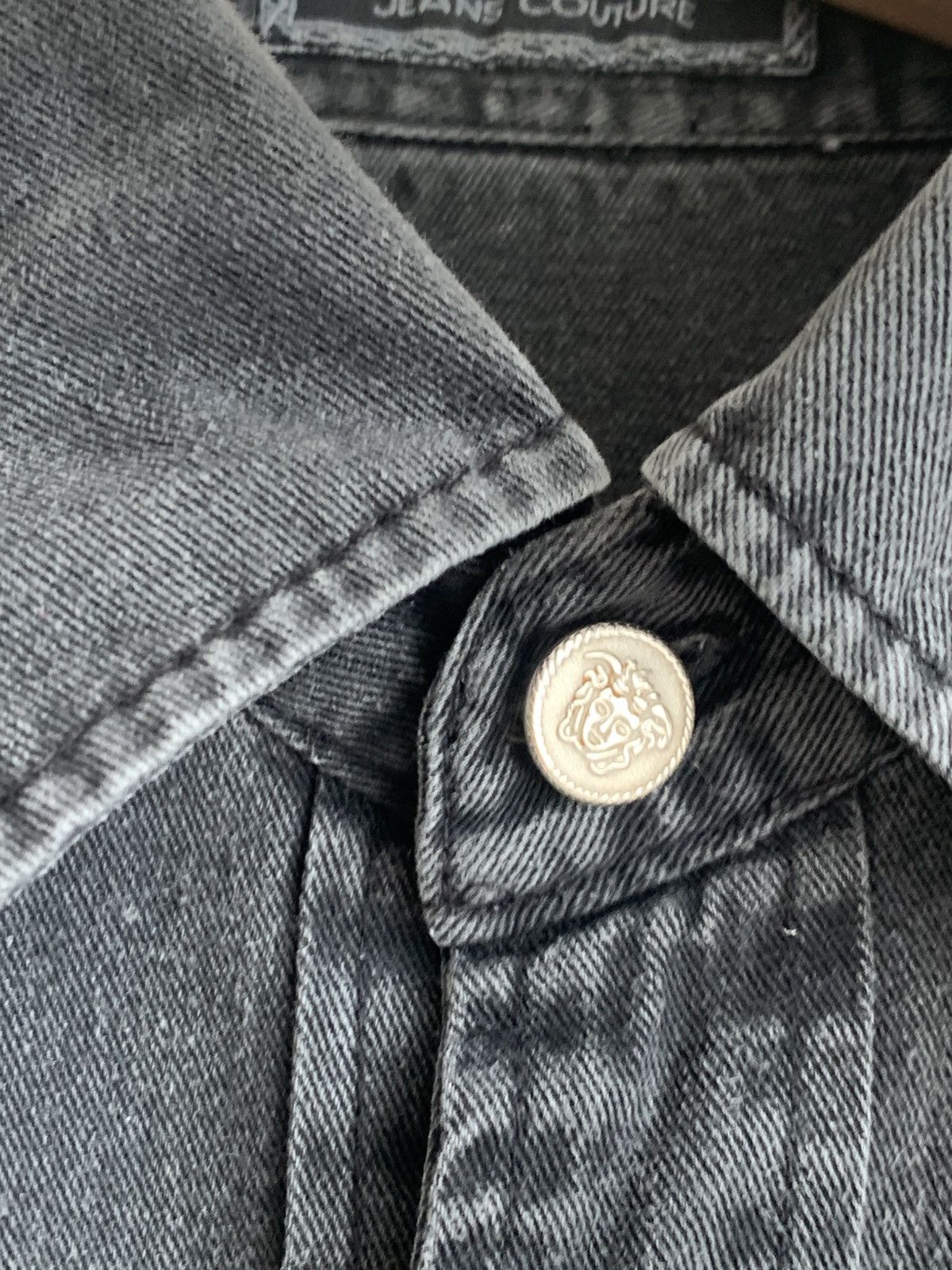 Versace Jeans Couture Vintage Versace Jeans Couture Black Denim Shirt XL Size US L / EU 52-54 / 3 - 11 Thumbnail