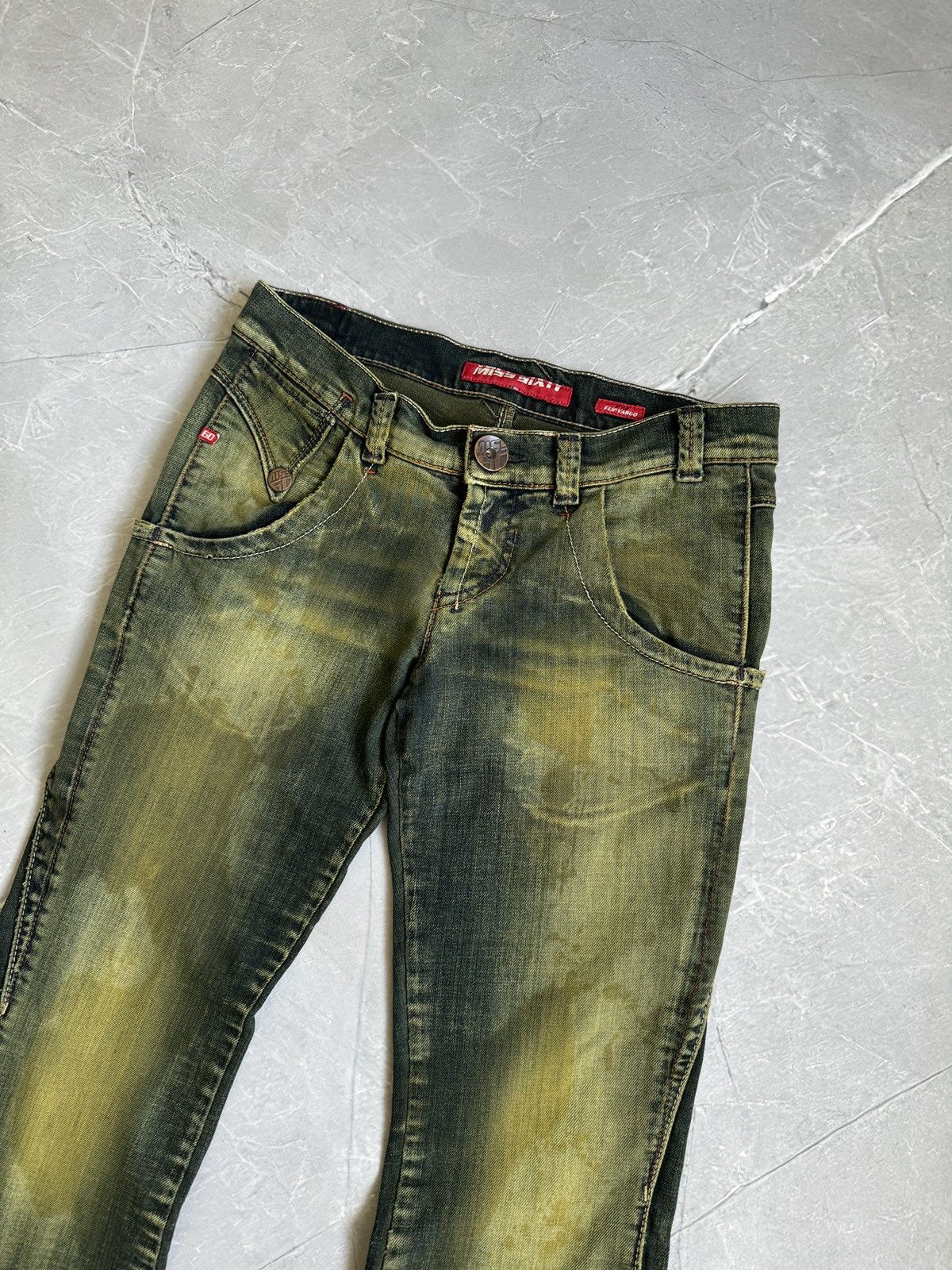 Miss Sixty Y2K Vintage Miss Sixty Flip Vargo Dirty Denim Jeans Bootcut Size 28" / US 6 / IT 42 - 6 Thumbnail