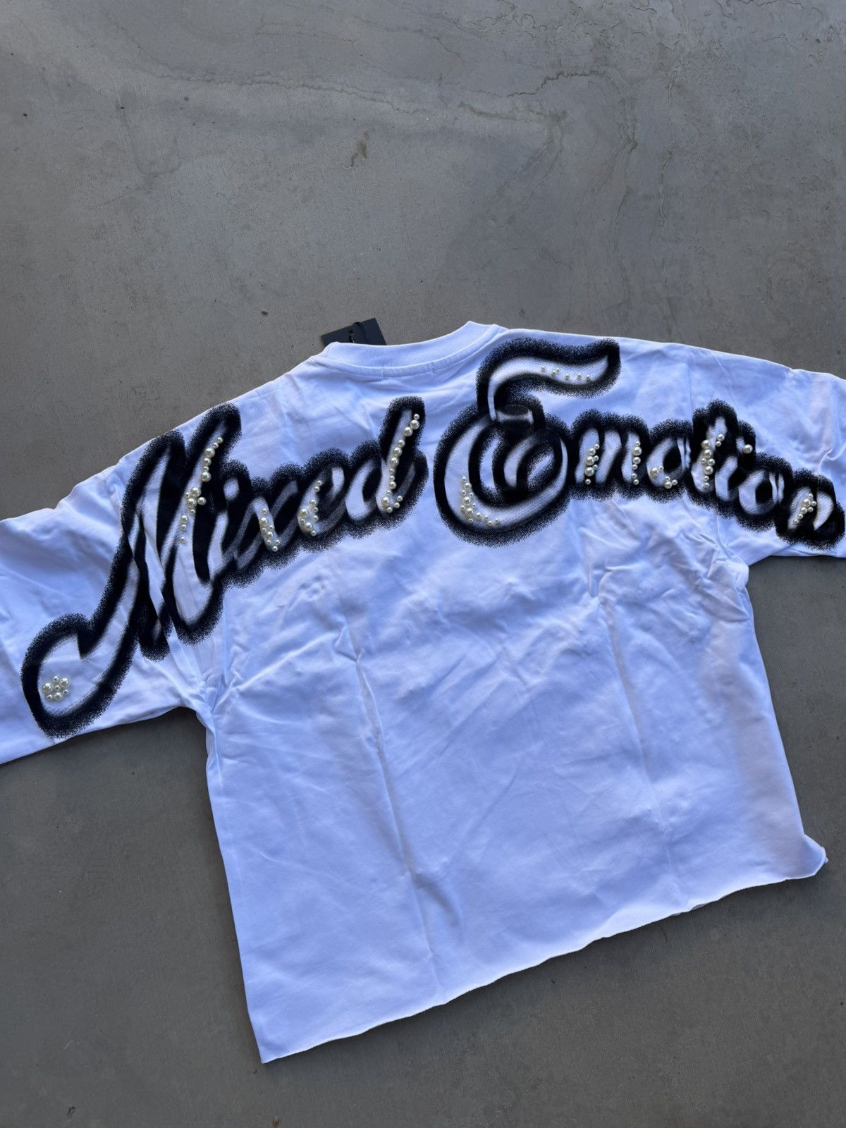 Other Mixed Emotions White Pearl Tee Size Small New Size US S / EU 44-46 / 1 - 4 Thumbnail