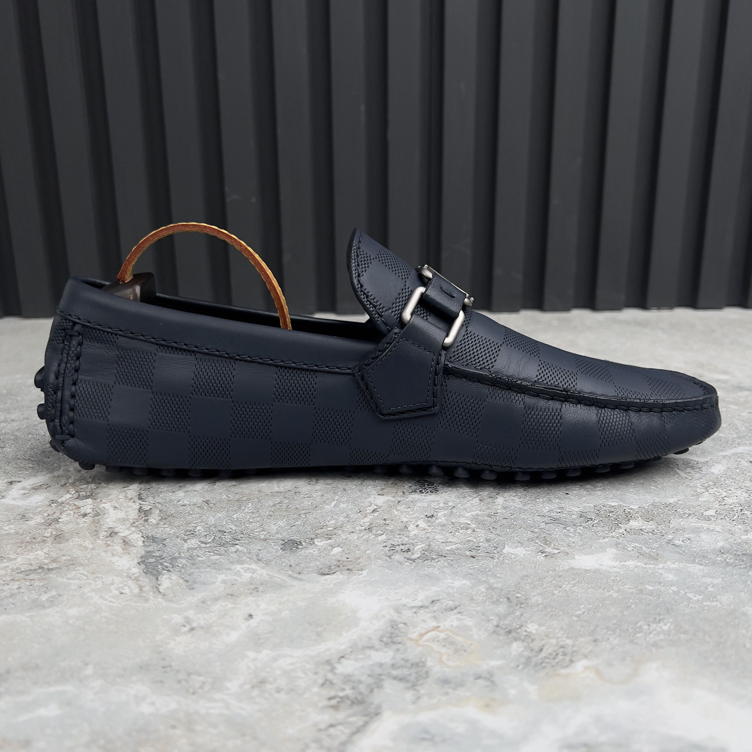 Louis Vuitton Louis Vuitton Hockenheim Damier Driving Moccasin Leather Size US 7 / EU 40 - 5 Thumbnail