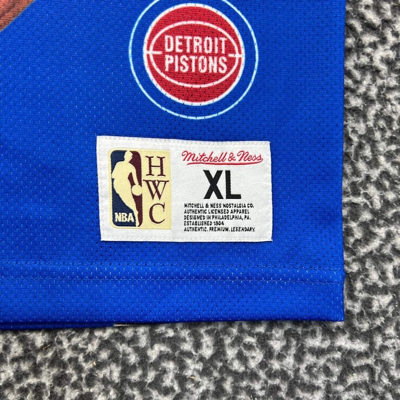 Mitchell & Ness Detroit Pistons Jersey Shirt Men XL HWC Sleeveless New Size US XL / EU 56 / 4 - 6 Thumbnail