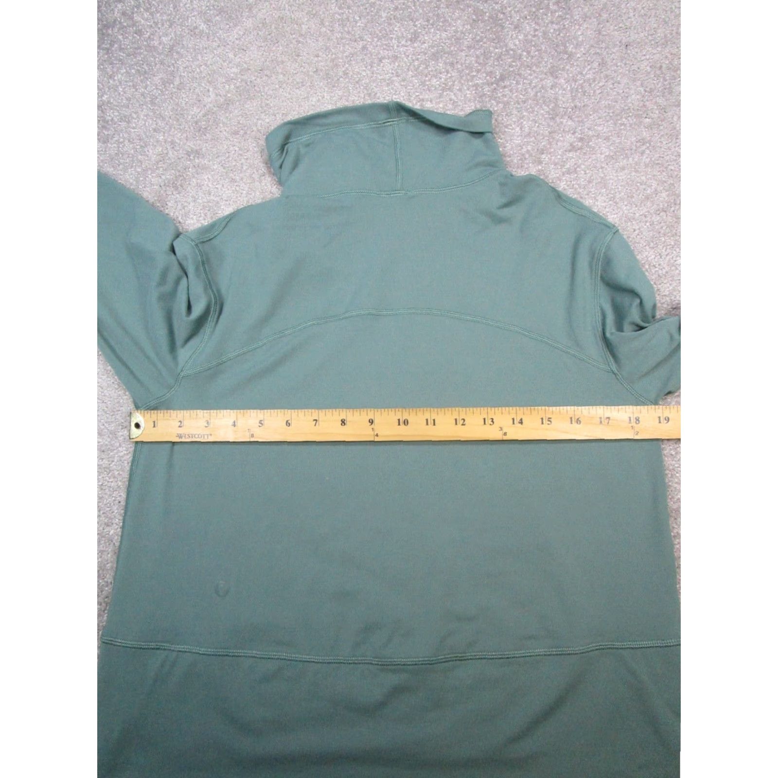 Lululemon Lululemon Sweater Womens 6 Green Yoga Pullover Shirt Pullover Mock Neck Activewear Size M / US 6-8 / IT 42-44 - 4 Thumbnail