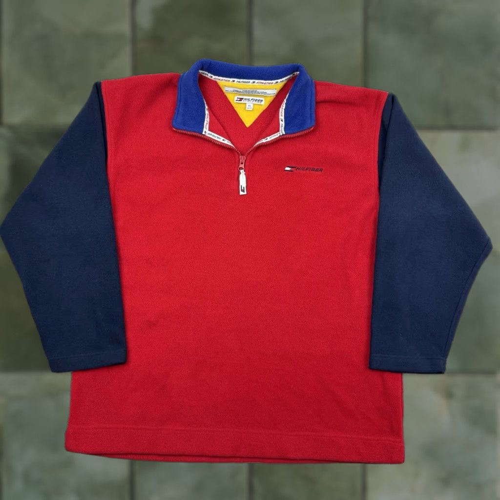 Tommy Hilfiger VINTAGE Tommy Hilfiger Jacket XL Adults Red Fleece Pullover Zip 90s Vintage 90s Mens Jacket Size US XL / EU 56 / 4 - 1 Thumbnail