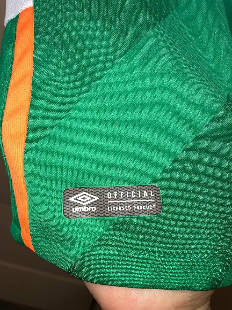 Umbro VINTAGE IRELAND 2016/2017 HOME FOOTBALL SHIRT UMBRO Y2K Size US M / EU 48-50 / 2 - 17 Thumbnail
