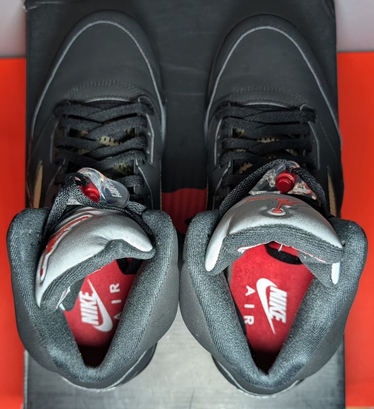 Jordan Brand Size 10.5 - Jordan 5 OG Mid Metallic Silver Size US 10.5 / EU 43-44 - 5 Thumbnail