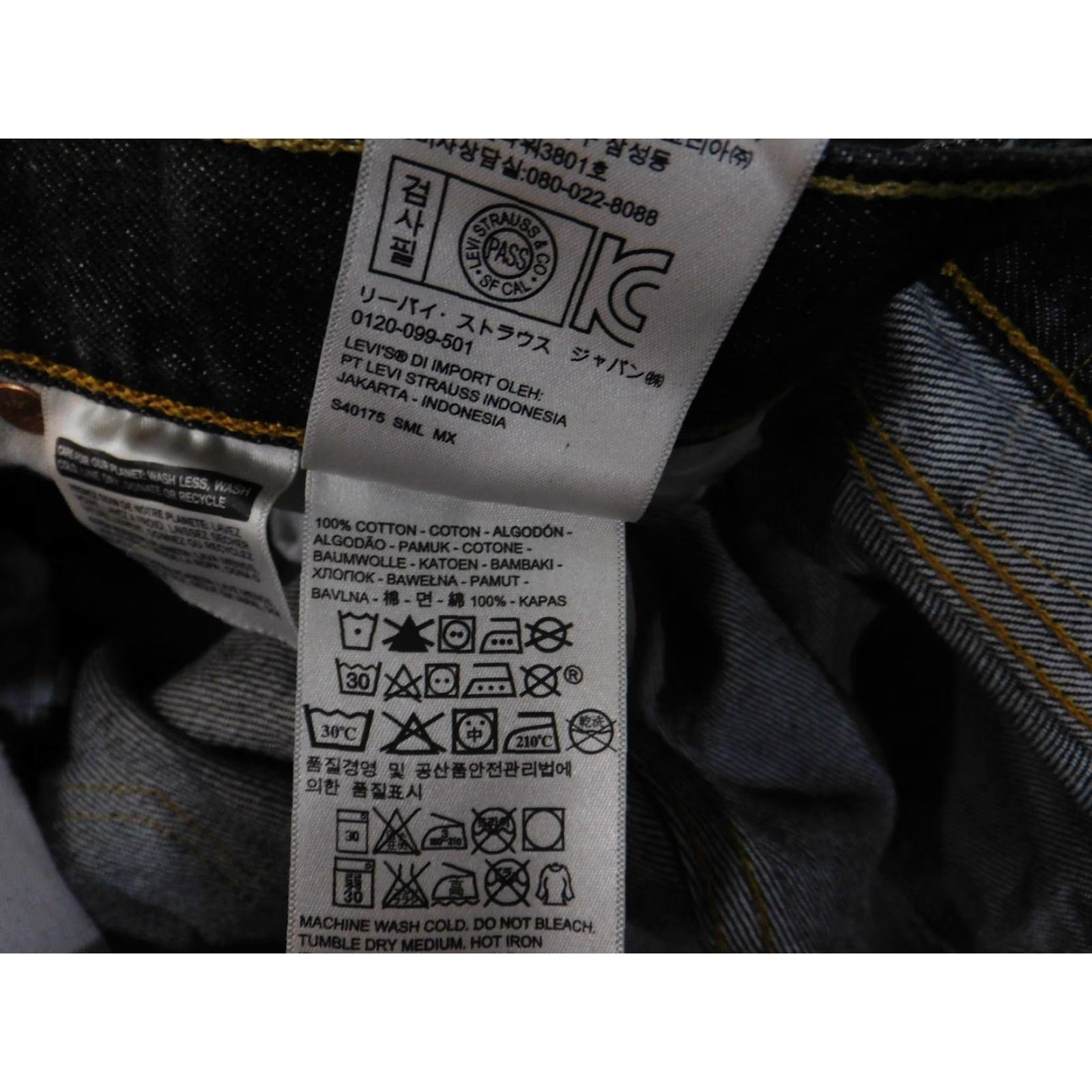 Levi's Levi's 501 Jeans Mens 38x30 Black Button Fly Straight Denim Classic Regular Inseam 30 Classic Five-Pocket Size US 38 / EU 54 - 6 Thumbnail