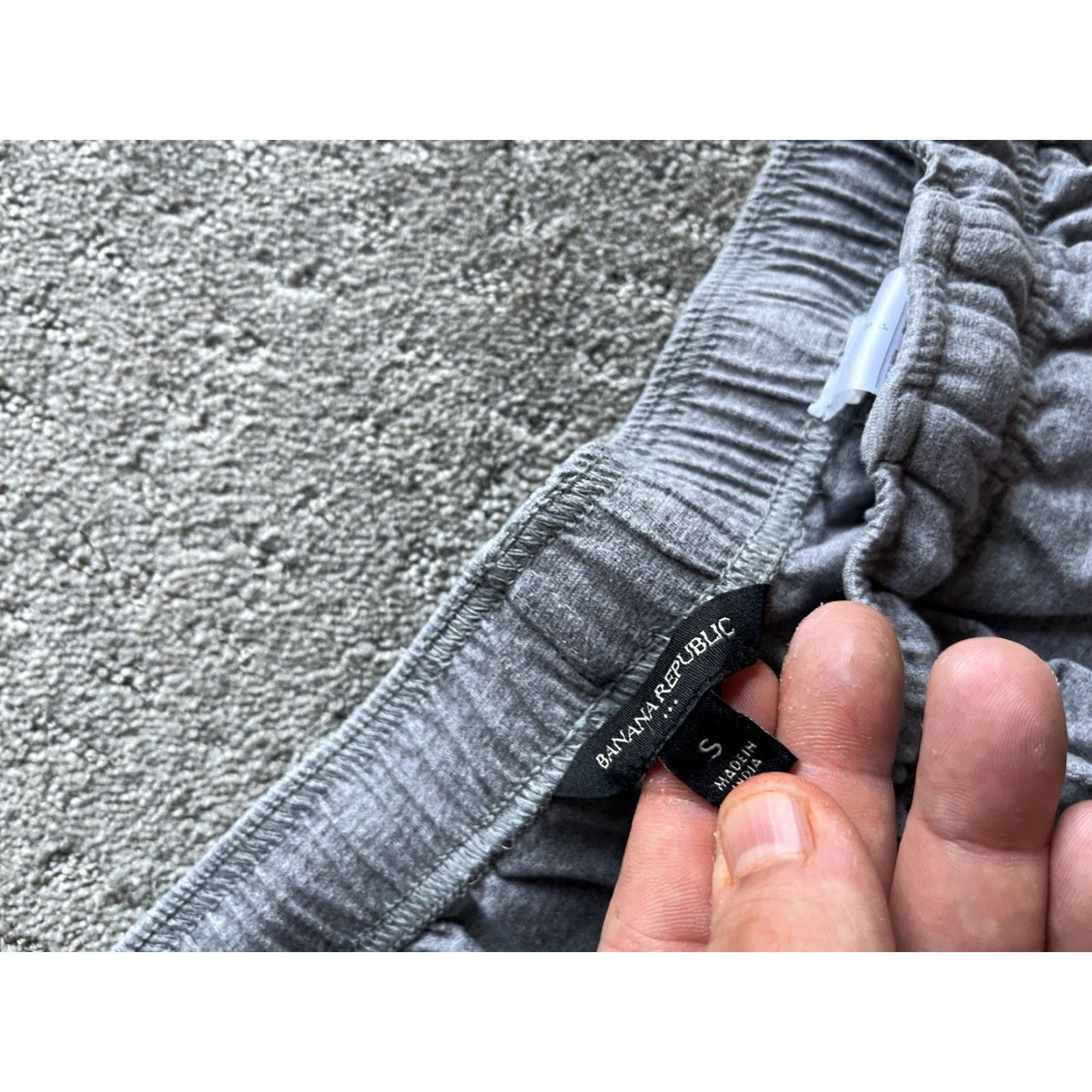 Banana Republic Banana Republic Sweatpants Mens Small Gray Fleece Jogger Drawstring Pocket Size US 29 - 5 Thumbnail