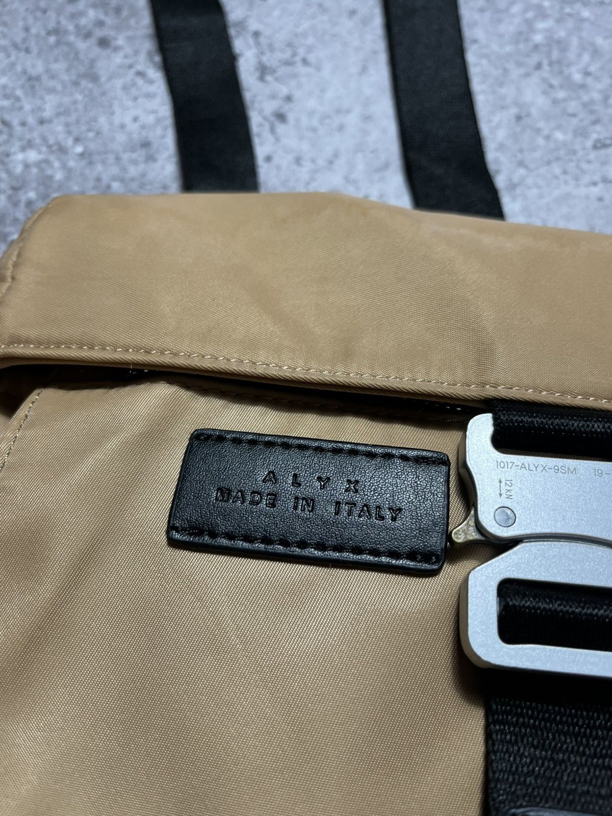 1017 ALYX 9SM 1017-ALYX-9SM Military metal Shoulder bag Size ONE SIZE - 5 Thumbnail