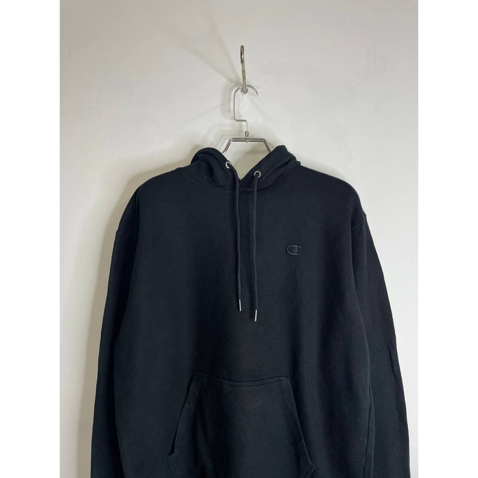Champion × Vintage Vintage Champion Hoodie Minimal Logo Pullover Sweatshirt L Size US L / EU 52-54 / 3 - 3 Thumbnail
