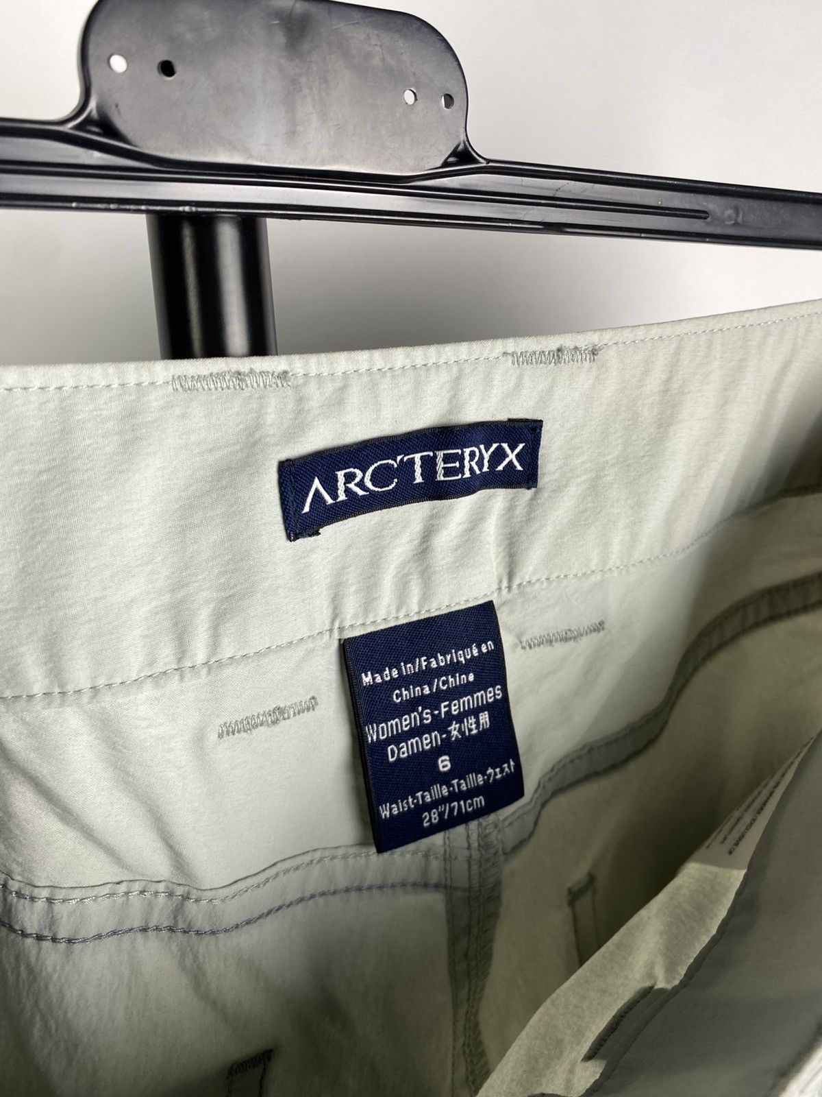 Arc'teryx × Vintage Vintage 90s Outdoor Y2K Arc’teryx Women’s Shorts Size 31" - 7 Thumbnail