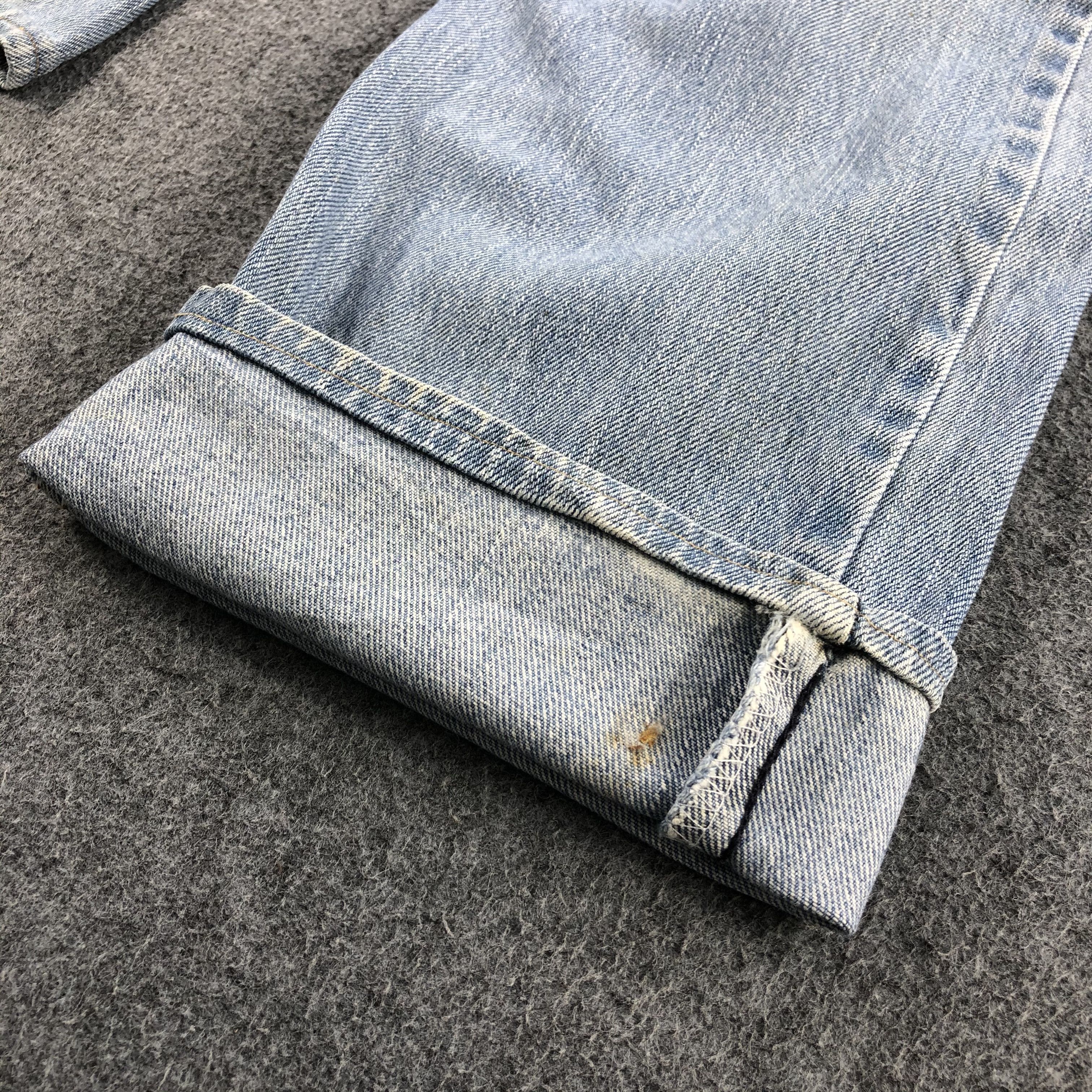 Levi's × Vintage Vintage Light Wash Levis 505 Jeans-JM767 Size US 31 - 6 Thumbnail