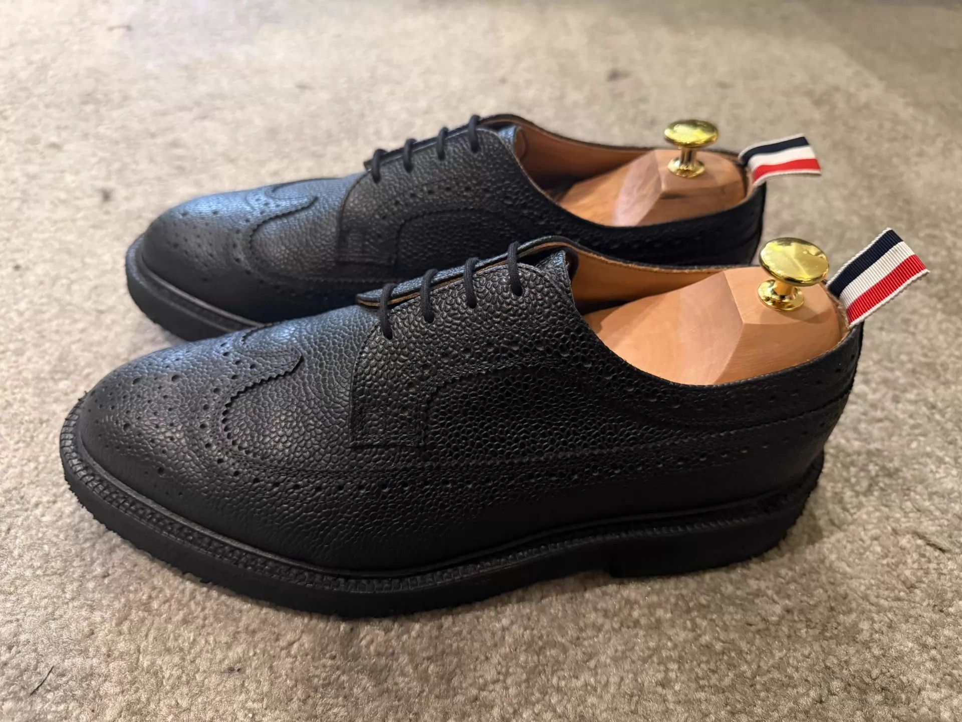 Thom Browne Thom Browne Black Wingtip Oxford Rubber Sole US9 (Nike43) Size US 9 / EU 42 - 2 Thumbnail