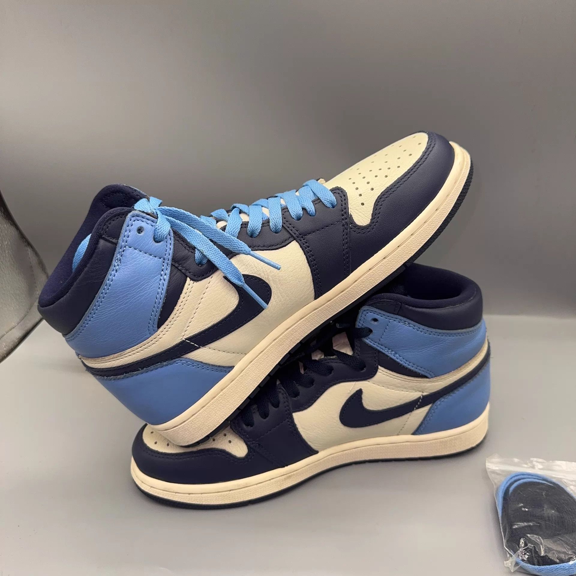 Nike Jordan AJ1 Black Blue White 555088-140 Size US 8.5 / EU 41-42 - 6 Thumbnail