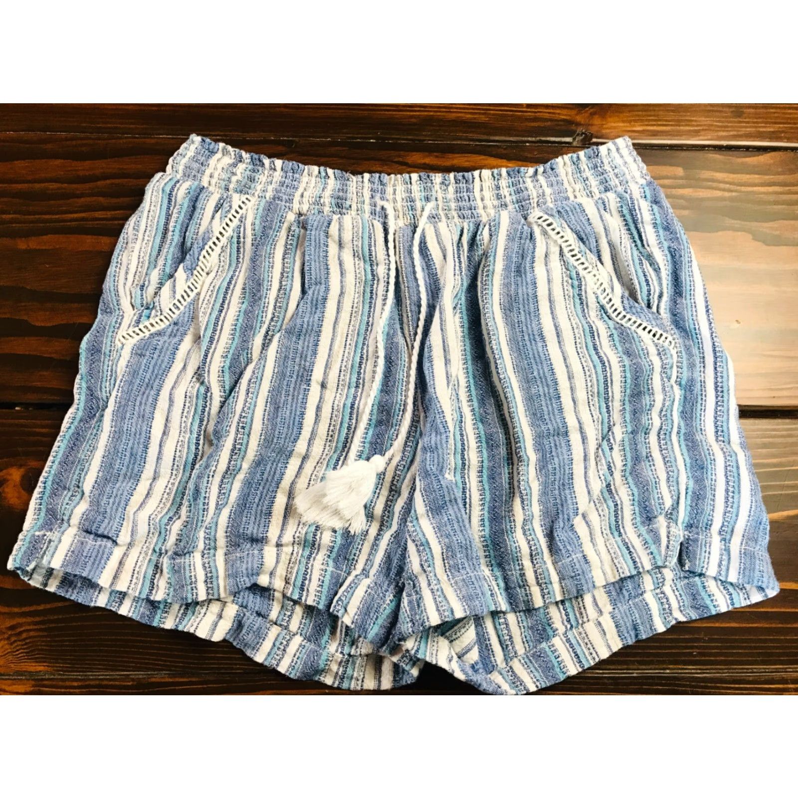 Vintage Briggs Shorts Women's Large Blue White Linen Blend Drawstring Flat Front Paperbag - Regular Fit - White/Blue Size ONE SIZE - 2 Thumbnail