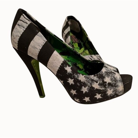Betsey Johnson Abbey Dawn by Avril Lavigne Black and White Striped 5" Heels Size US 8.5 / IT 38.5 - 5 Thumbnail