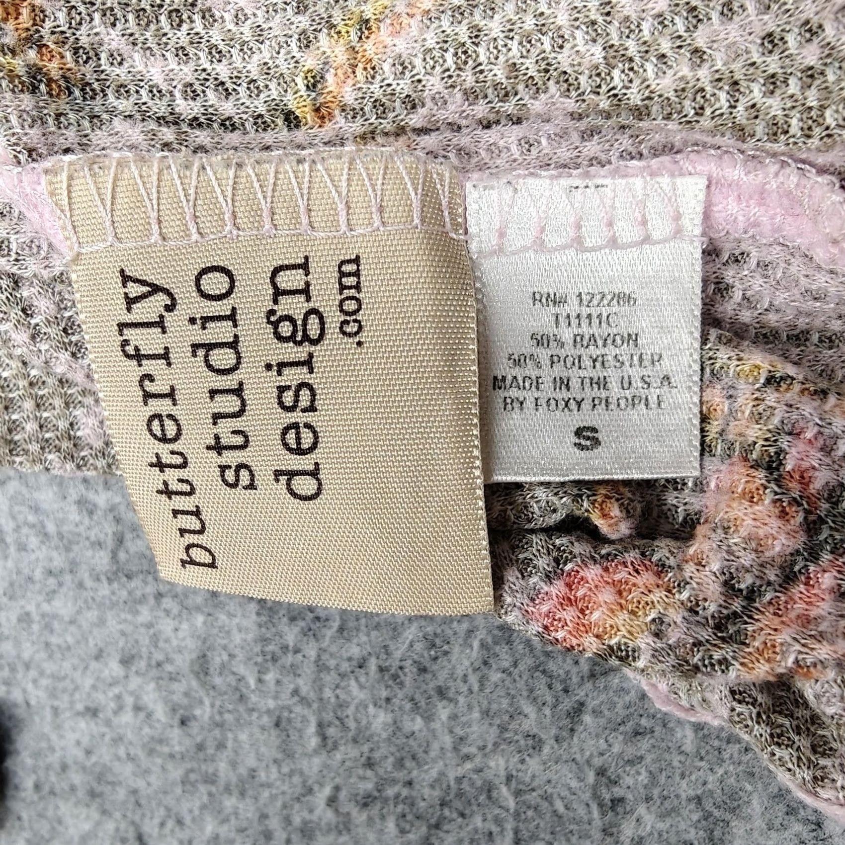Vintage VINTAGE Butterfly Shirt Womens Small Beige Floral Henley Top Print Y2K Dropout Size S / US 4 / IT 40 - 5 Thumbnail