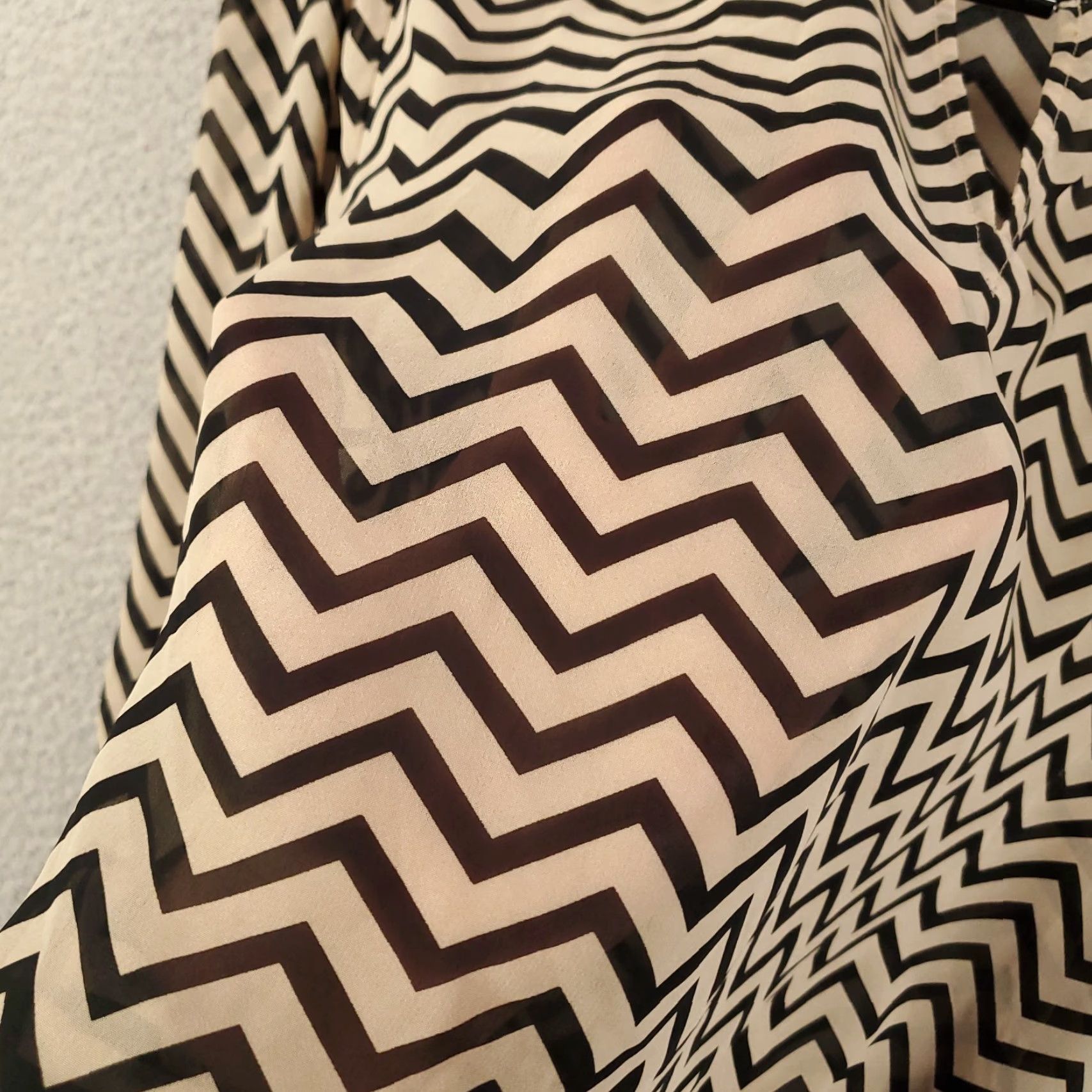 Vintage Chicos Blouse Womens 2XL Black Tan Zig Zag Striped Sheer Lightweight Size XXL / US 16-18 / IT 52-54 - 6 Thumbnail