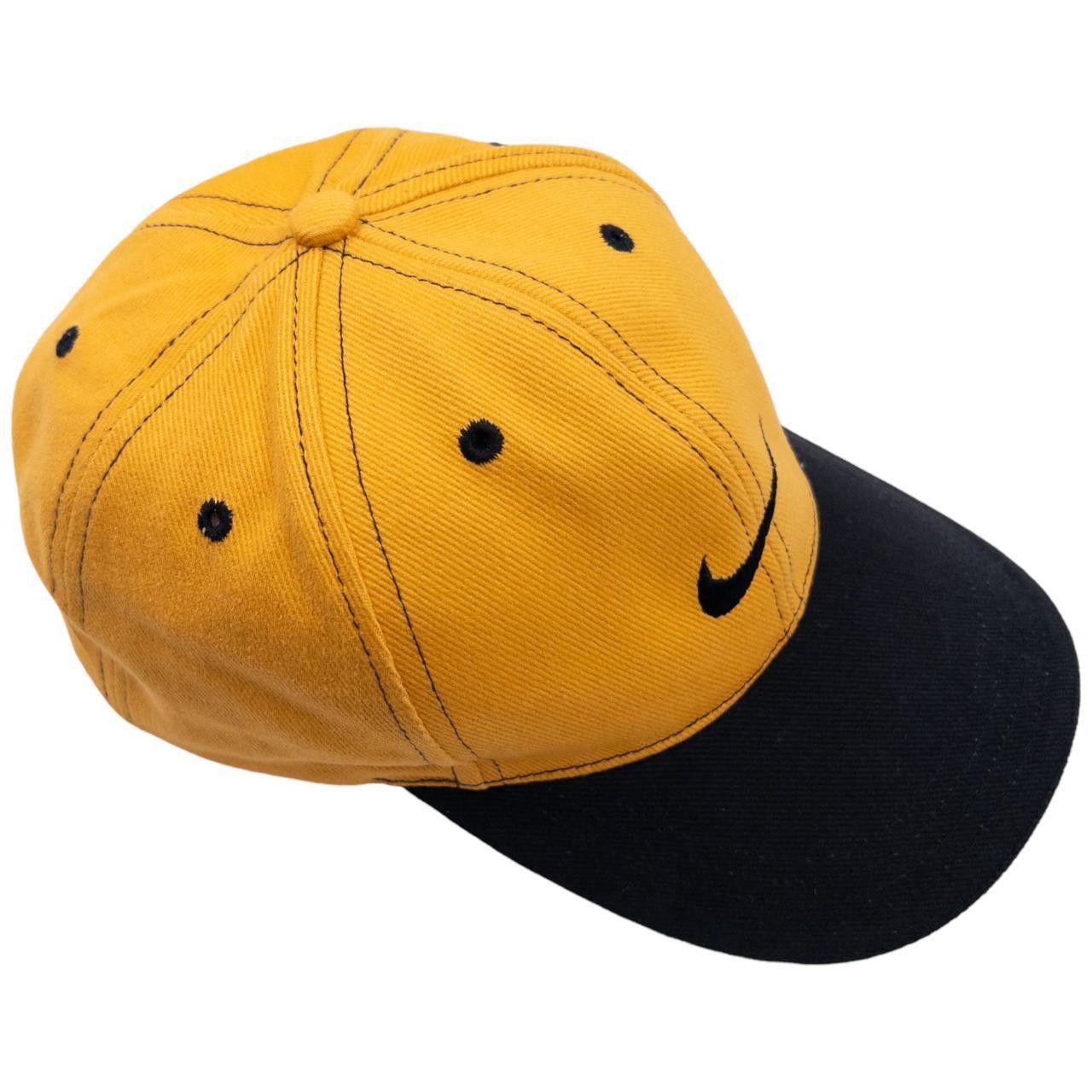Nike Vintage Nike Swoosh Adjustable Contrast Hat Size ONE SIZE - 6 Thumbnail