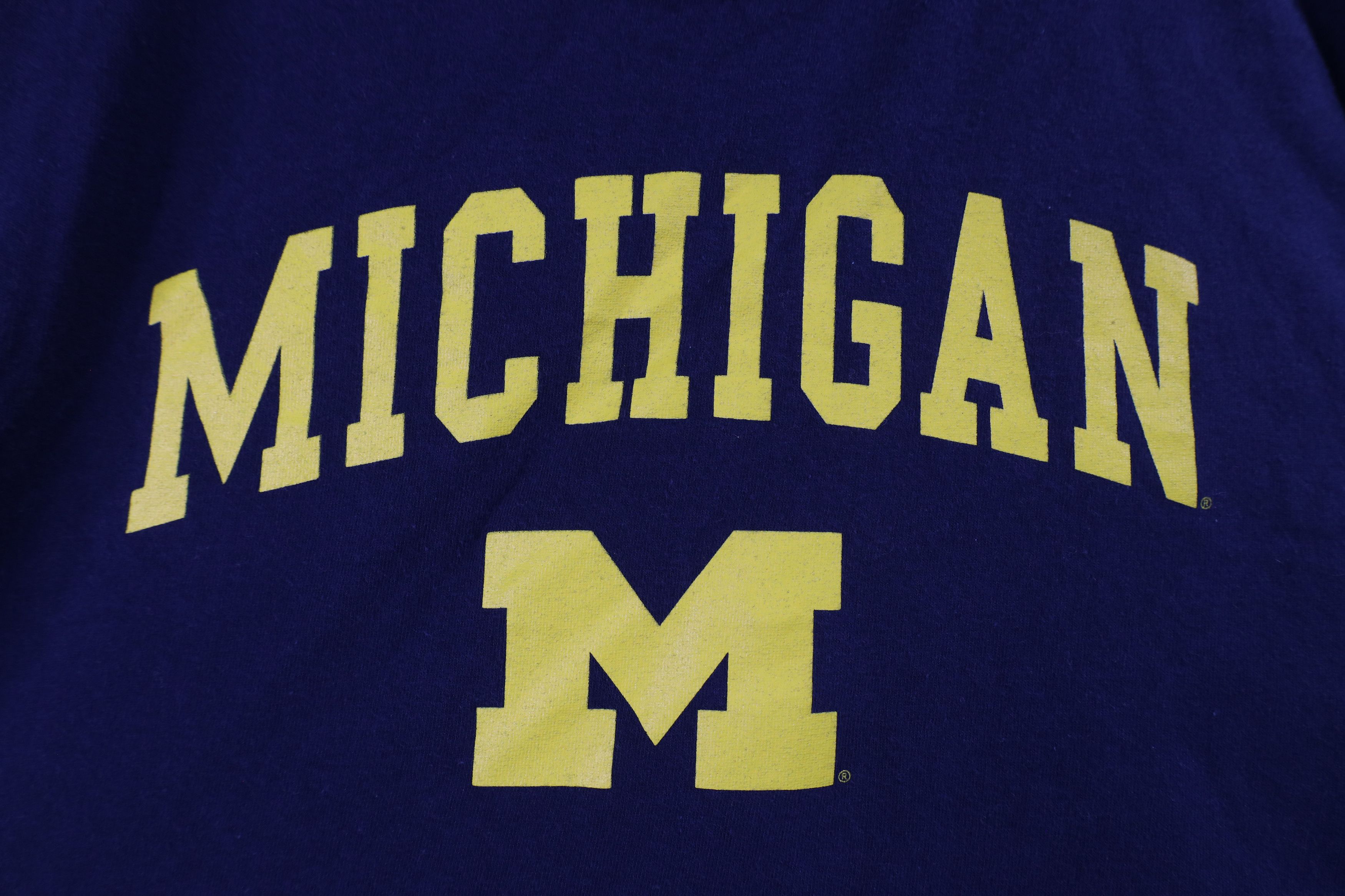 Vintage Vintage 90s Out University of Michigan Long Sleeve T-Shirt Size US L / EU 52-54 / 3 - 4 Thumbnail