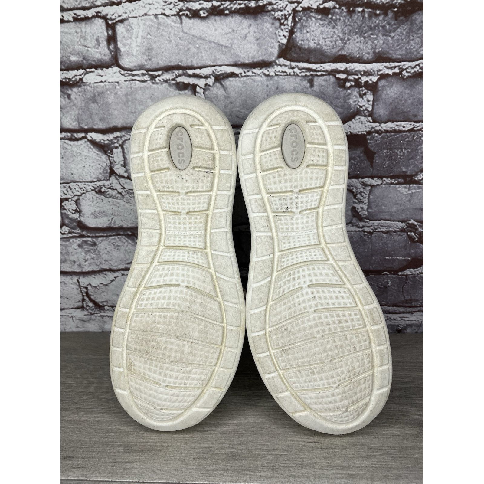 Crocs Crocs LiteRide Pacer Sneakers Shoes Women’s 11 Waterproof Pe Size US 11 / IT 41 - 10 Thumbnail
