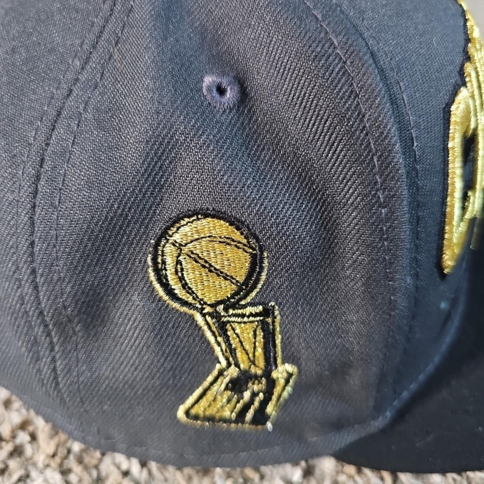 Other New Era 9FIFTY Milwaukee Bucks 2021 NBA Champions Snapback Size ONE SIZE - 4 Thumbnail
