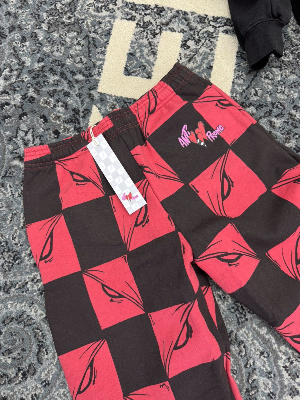 Matty Boy Red and black matty boy 99 eyes sweat pants Size US 34 / EU 50 - 2 Thumbnail