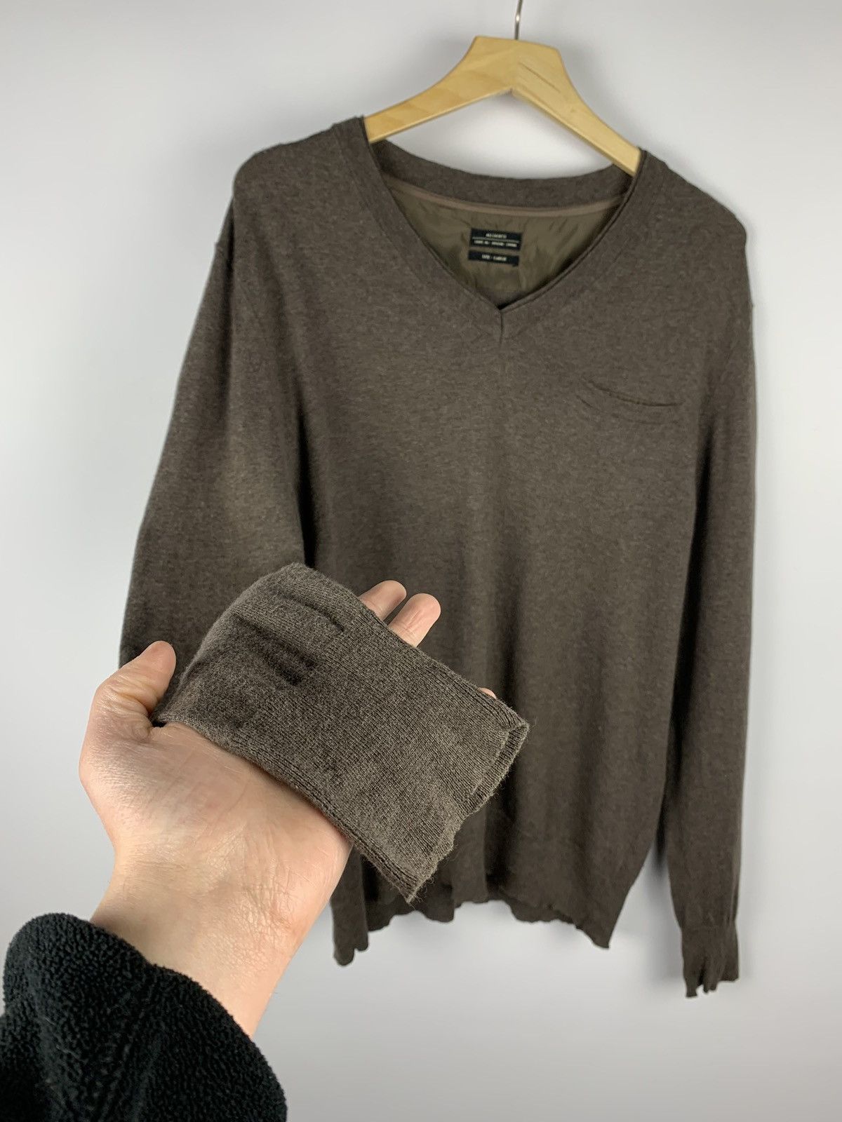 Allsaints Allsaints Mitaka V-Neck Cashmere Sweater Brown Top Size L Size US L / EU 52-54 / 3 - 7 Thumbnail