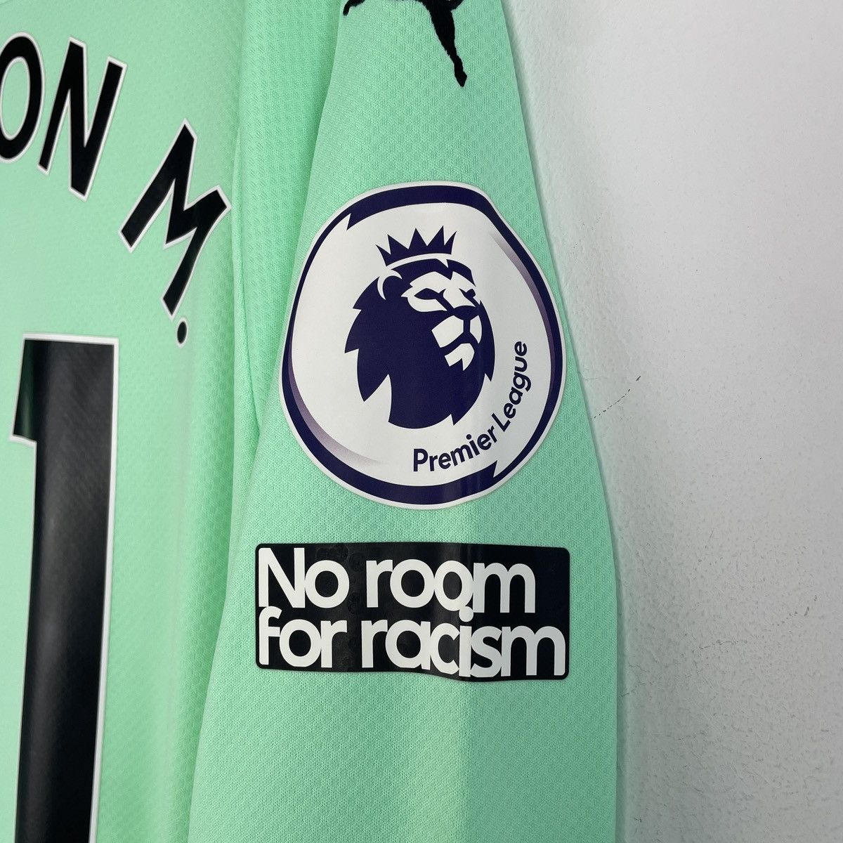 Puma Manchester City Ederson Goalkeeper Jersey Nike 2021/2022 Size US L / EU 52-54 / 3 - 8 Thumbnail