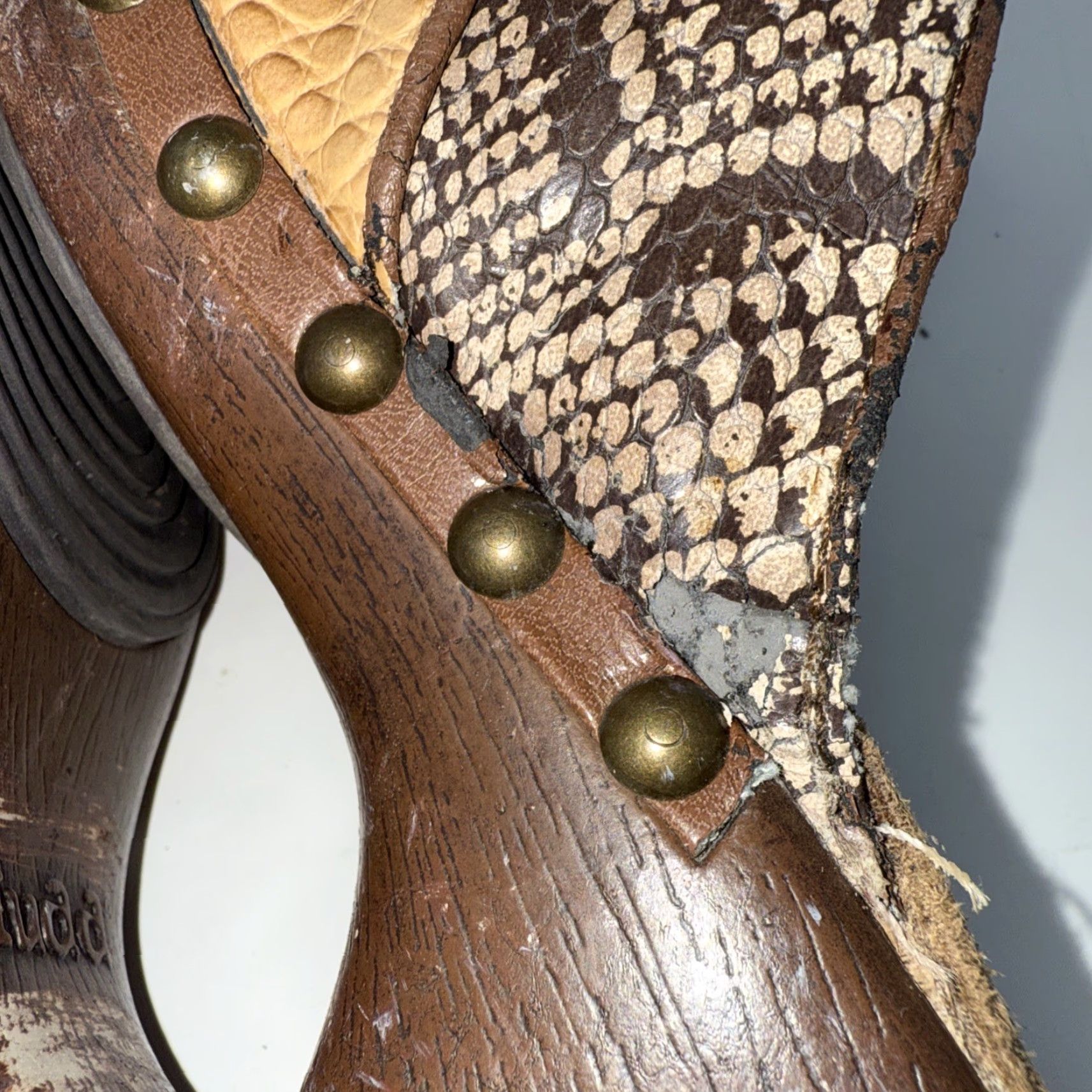 Vintage VINTAGE Mudd Cheetah Clogs Women 7 Slip On Platform Patchwork Block Heel Brown Shoes Size US 7 / IT 37 - 6 Thumbnail