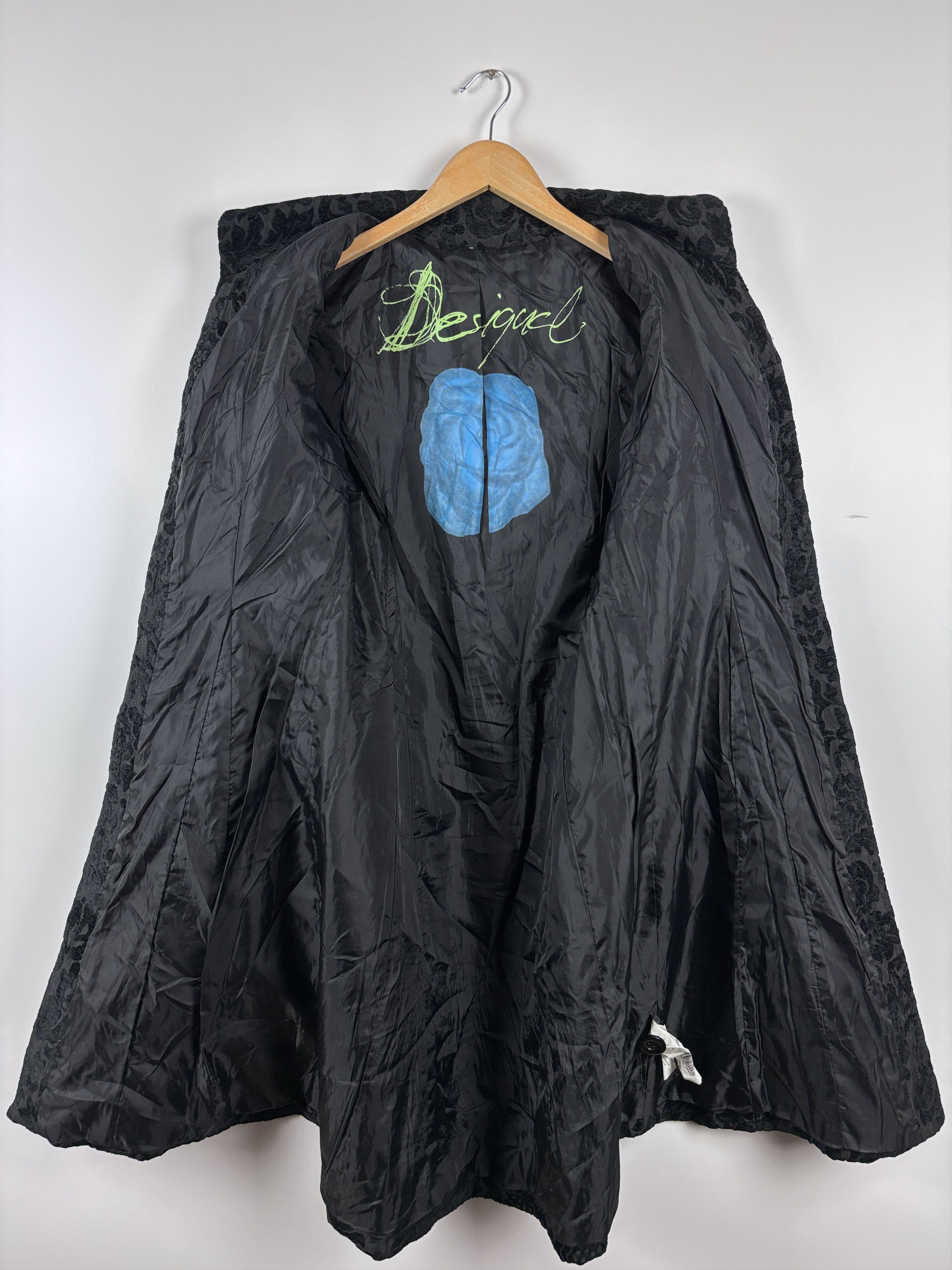 Desigual Womens Desigual Flowers Pattern Coat Jacket Black Size 38 Size XS / US 0-2 / IT 36-38 - 8 Thumbnail