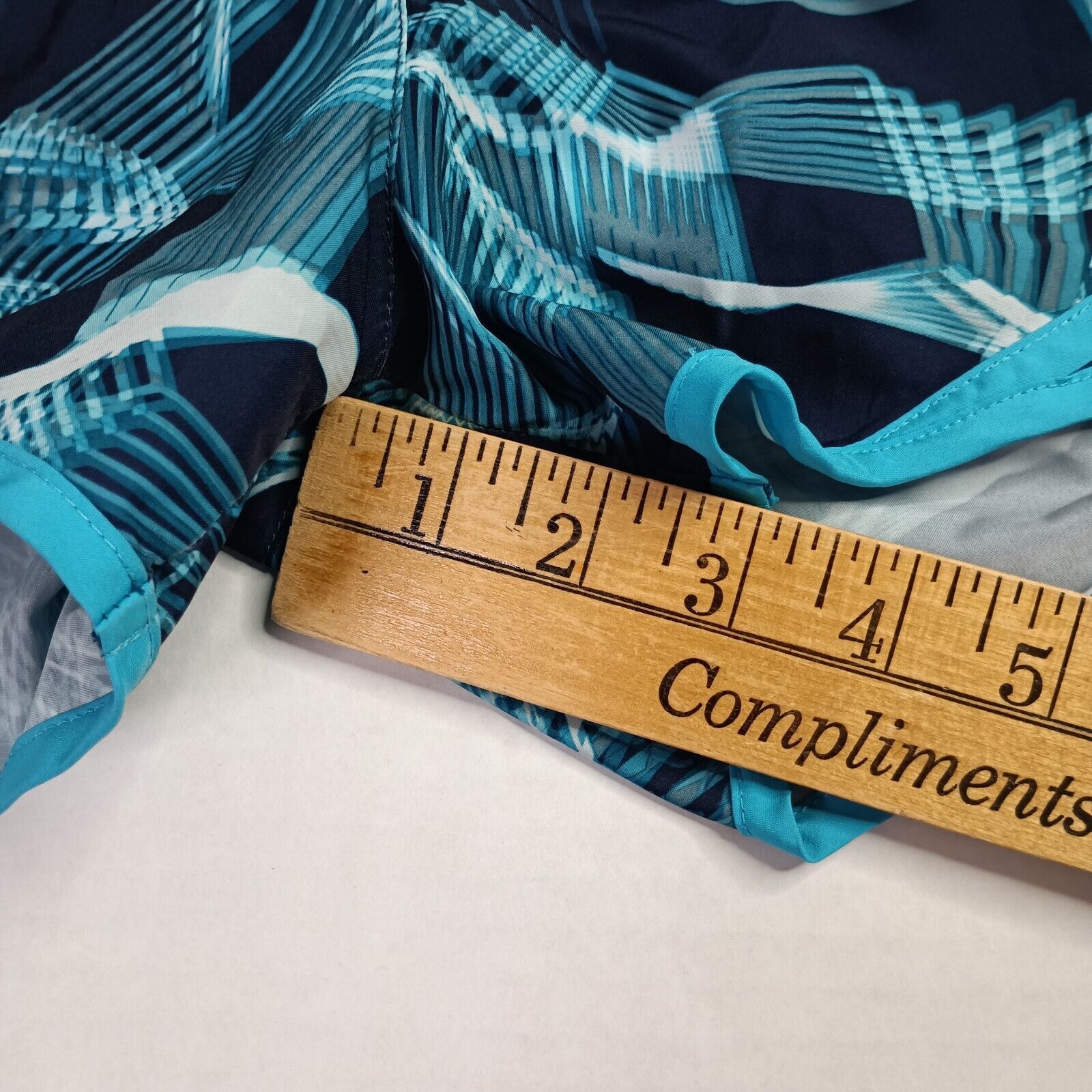 Nike Nike Dri-Fit Tempo Running Shorts Women's Size S Blue Liner Size 26" / US 2 / IT 38 - 2 Thumbnail