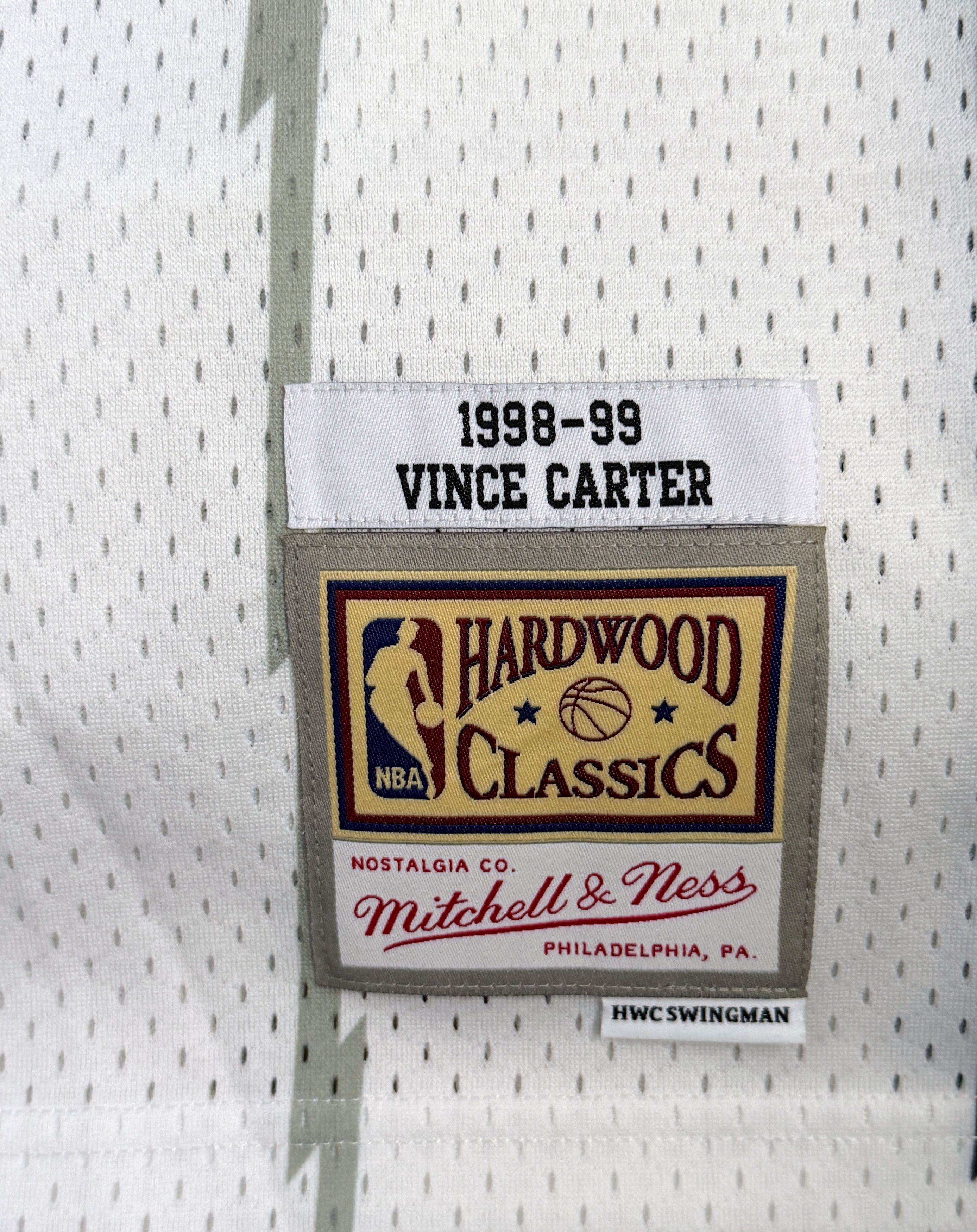 Mitchell & Ness Vince Carter Toronto Raptors Jersey Size US S / EU 44-46 / 1 - 8 Thumbnail
