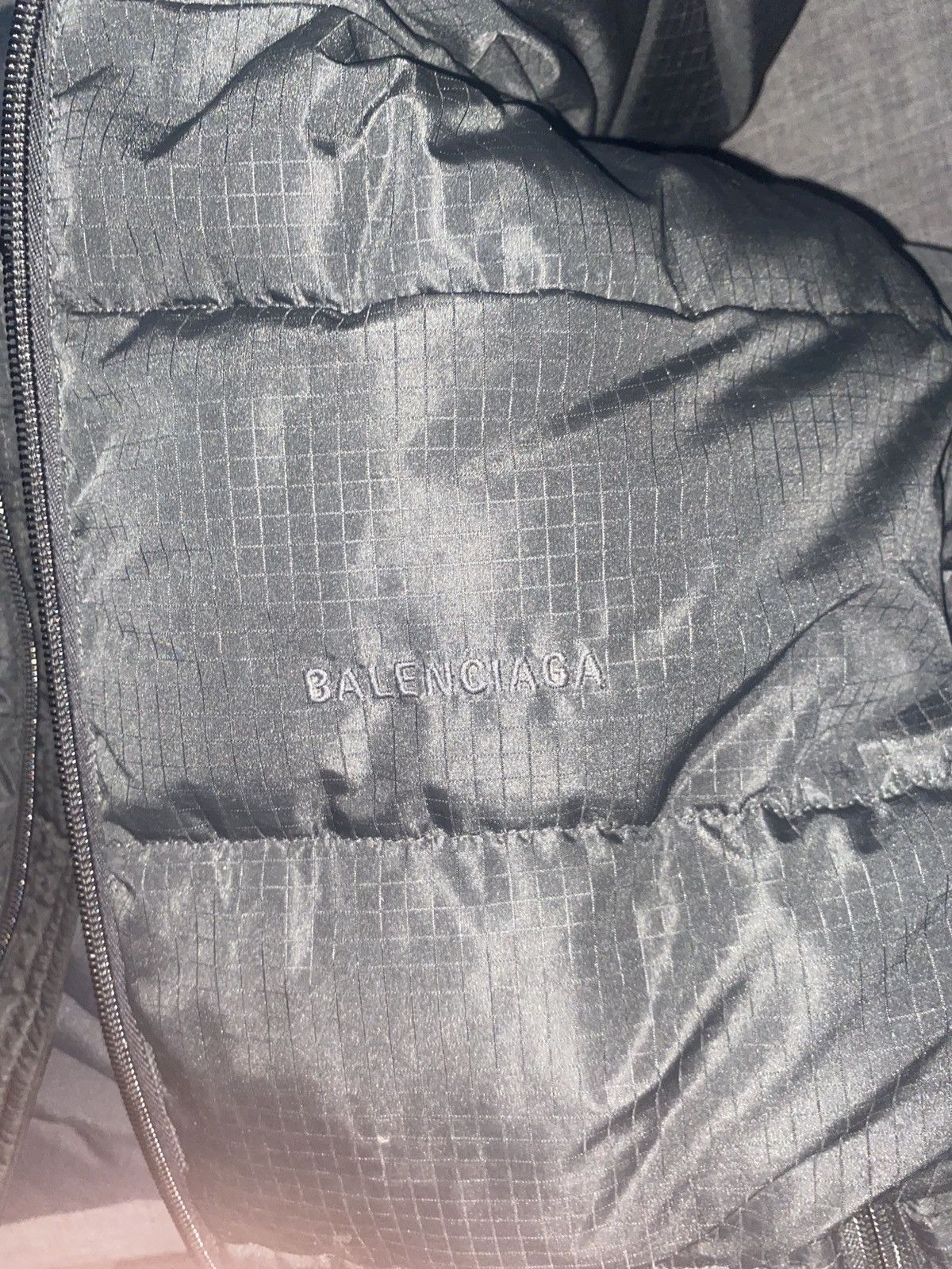 Balenciaga Balenciaga UP57 2018 Fall Puffer Jacket Size XL / US 12-14 / IT 48-50 - 9 Thumbnail