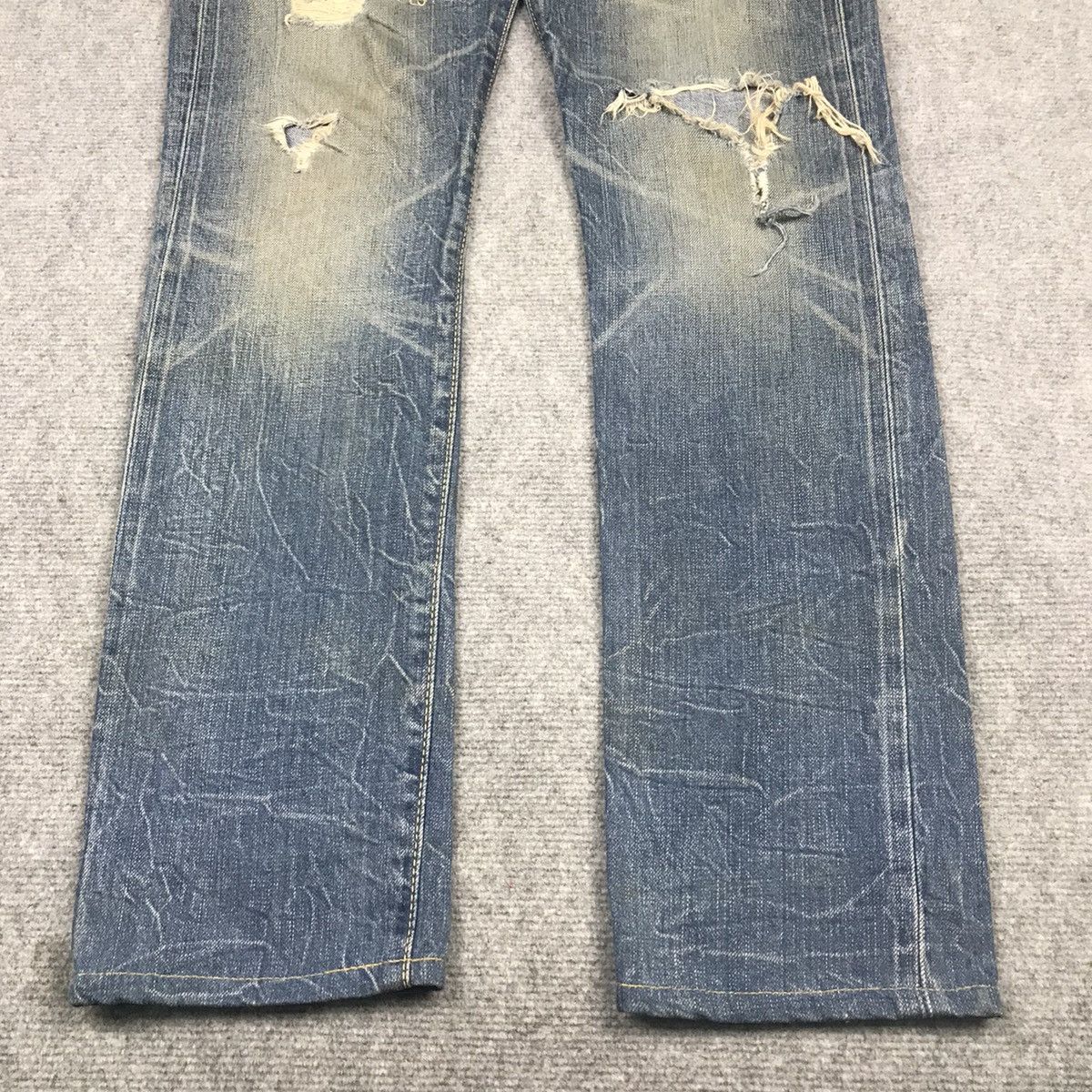 Japanese Brand RIPPED DISTRESSED EDWIN BLUE TRIP DENIM PANTS 145 Size US 28 / EU 44 - 2 Thumbnail