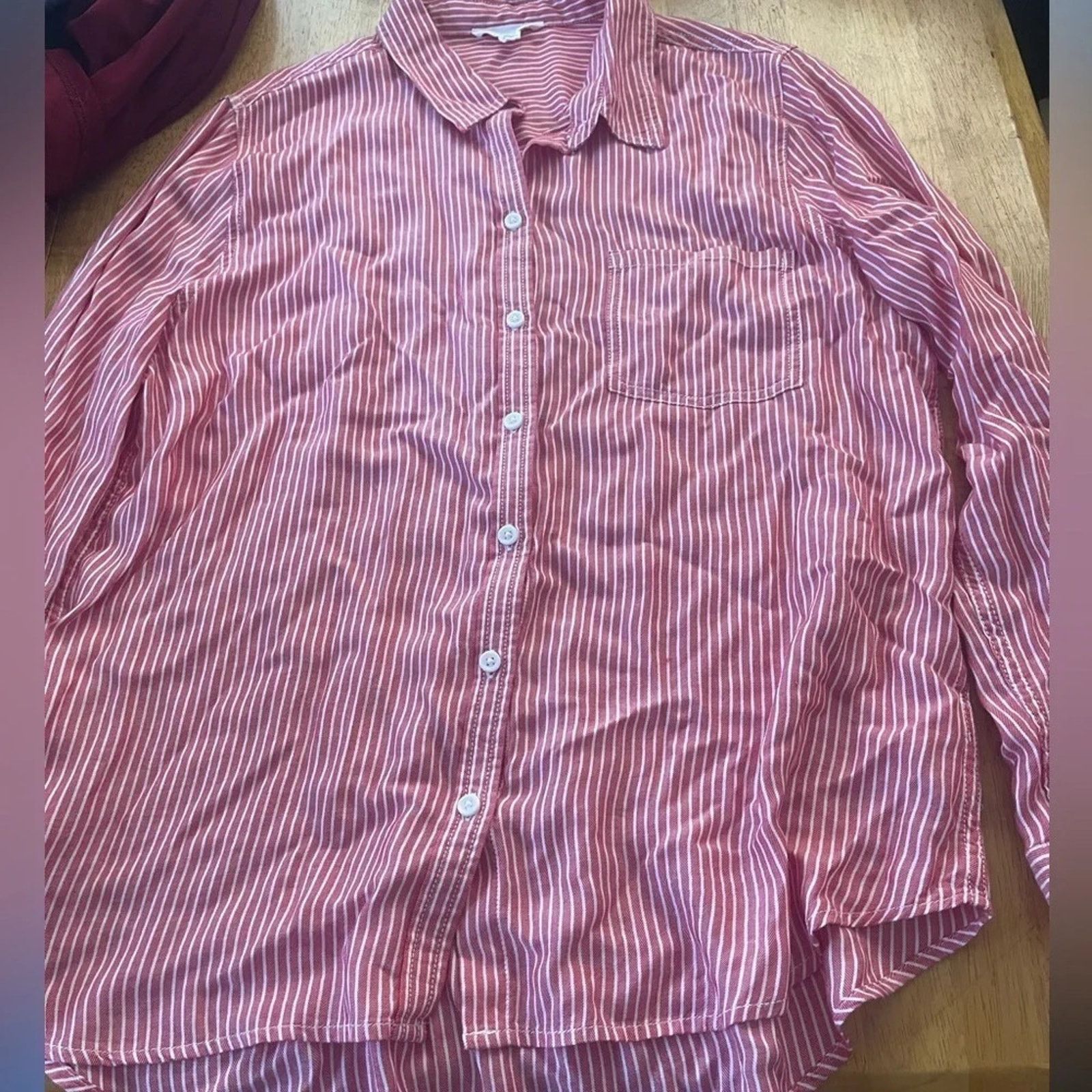 The Unbranded Brand BeachLunchLounge red and white striped shirt, size L Size L / US 10 / IT 46 - 1 Thumbnail