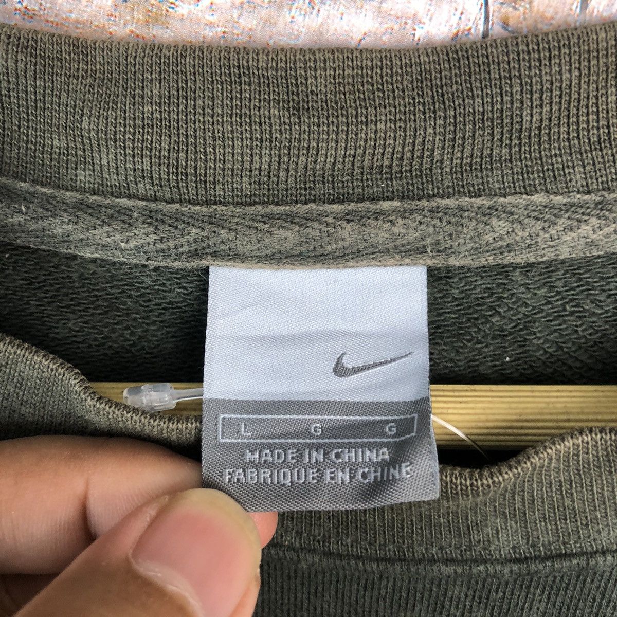 Nike DL Nike air faded street wear Green Sweatshirt #A517 Size US L / EU 52-54 / 3 - 10 Thumbnail